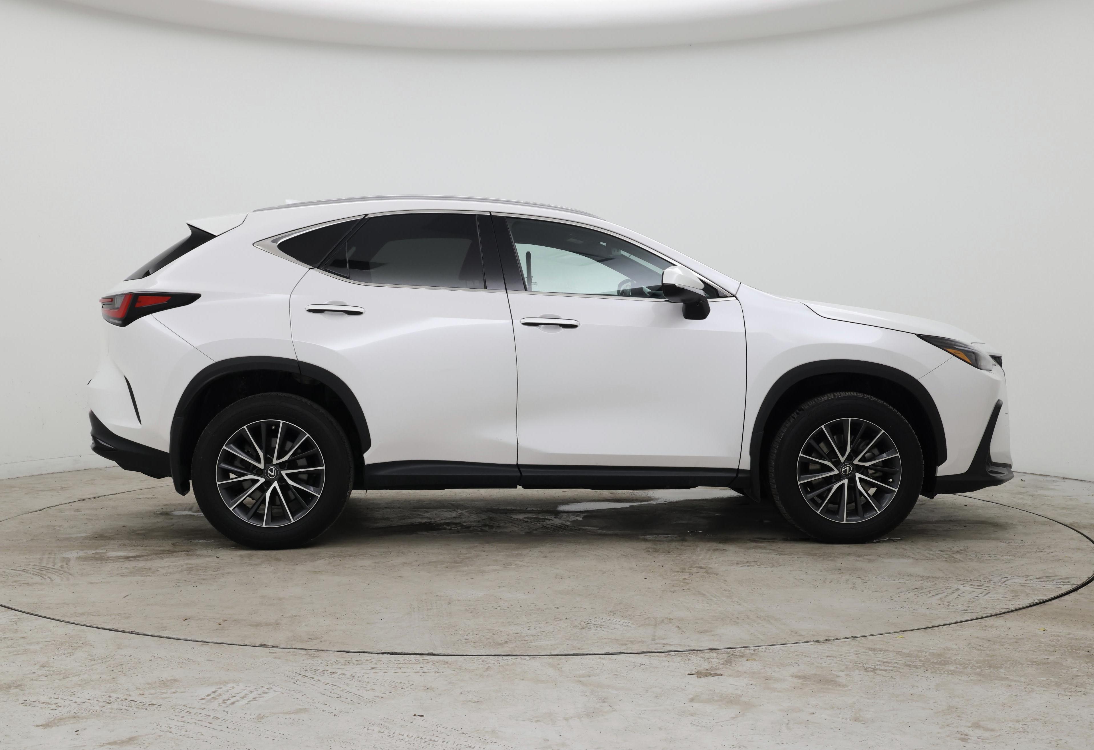 Thumbnail: 2023 Lexus NX - 7