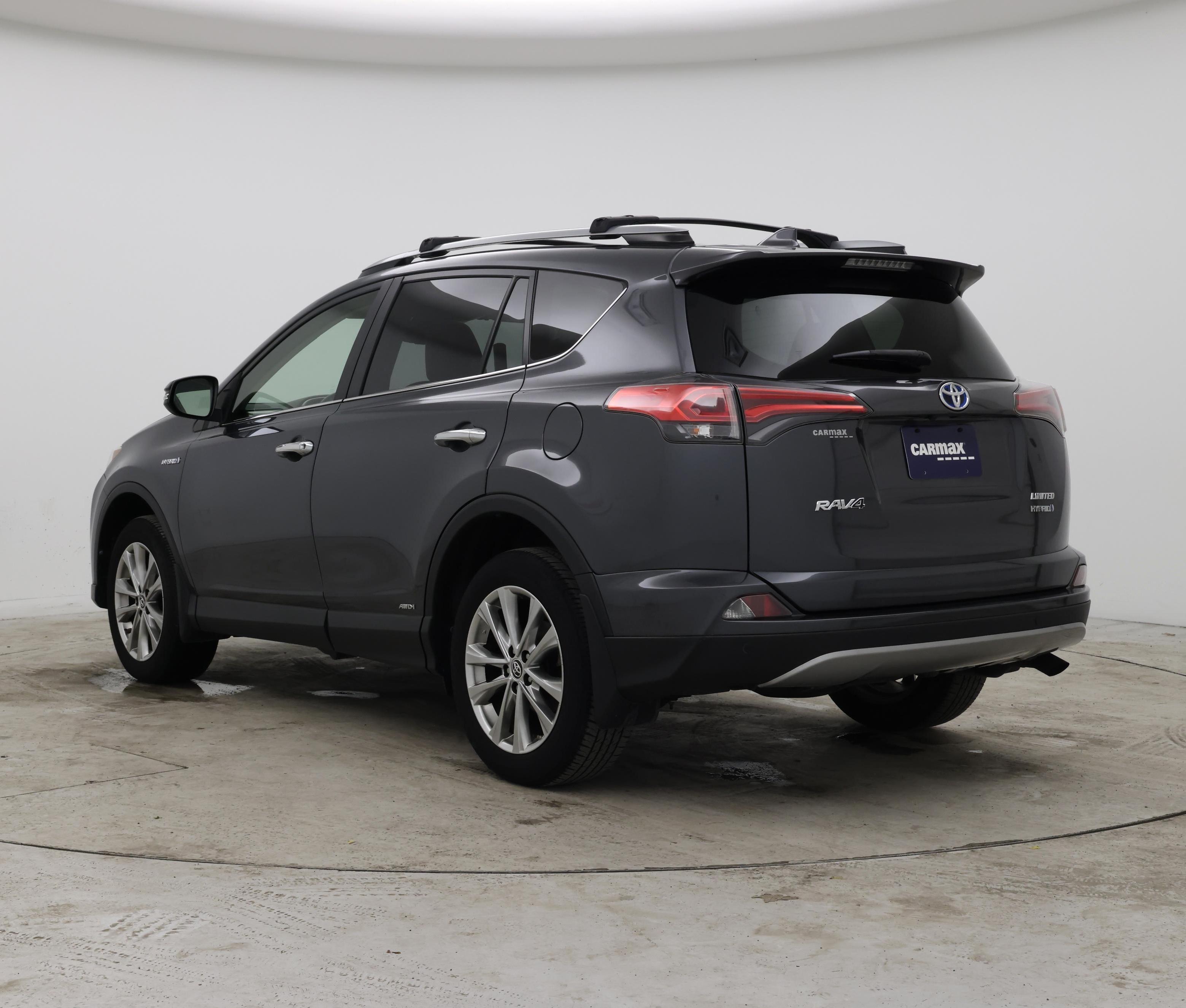 Thumbnail: 2017 Toyota RAV4 - 2