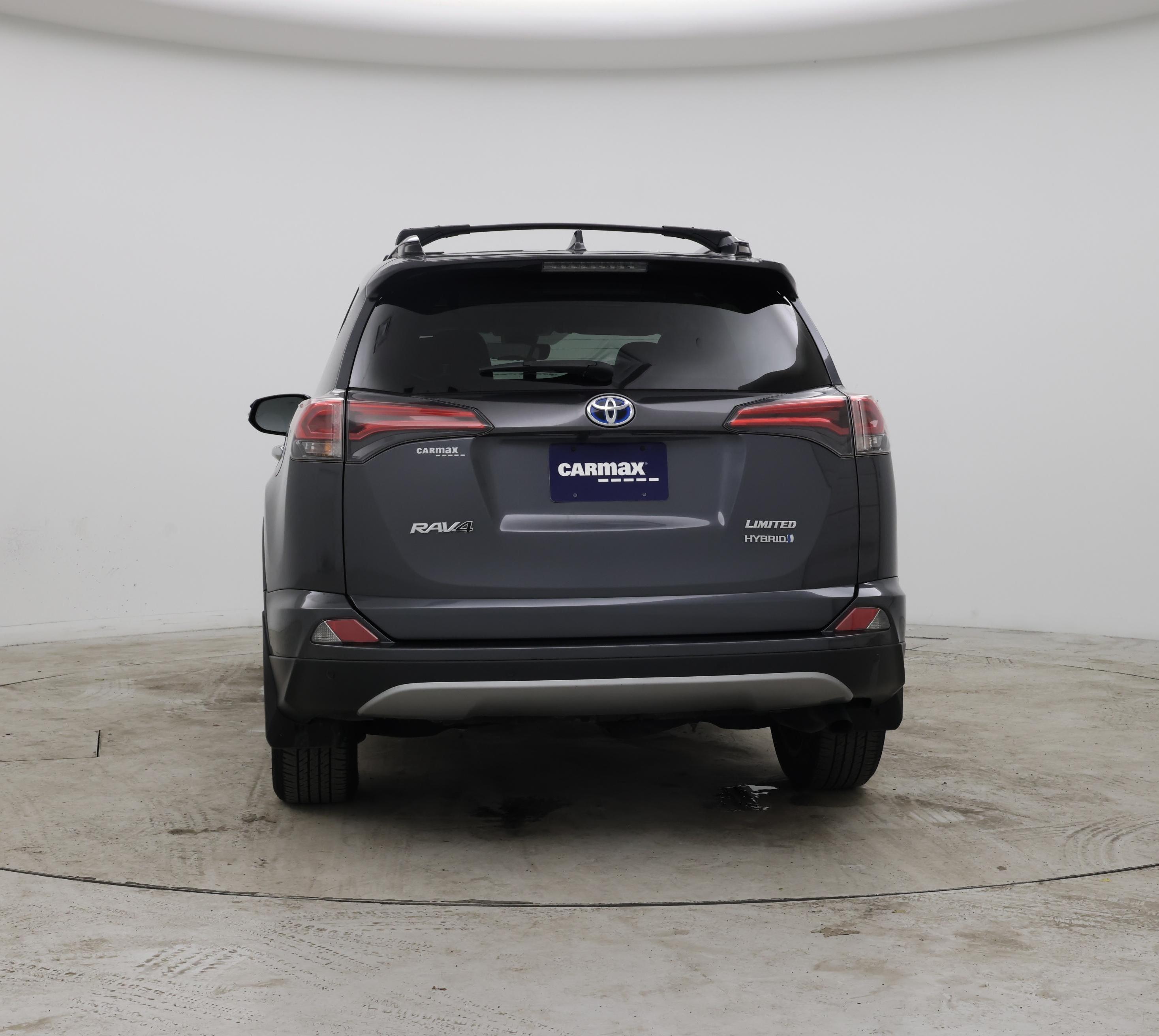 Thumbnail: 2017 Toyota RAV4 - 6