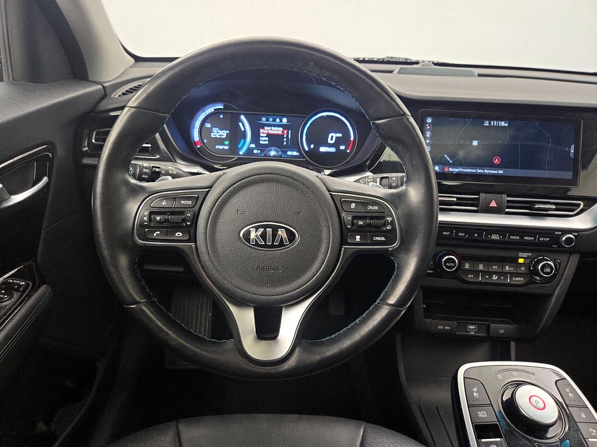 Thumbnail: 2020 Kia Niro - 10