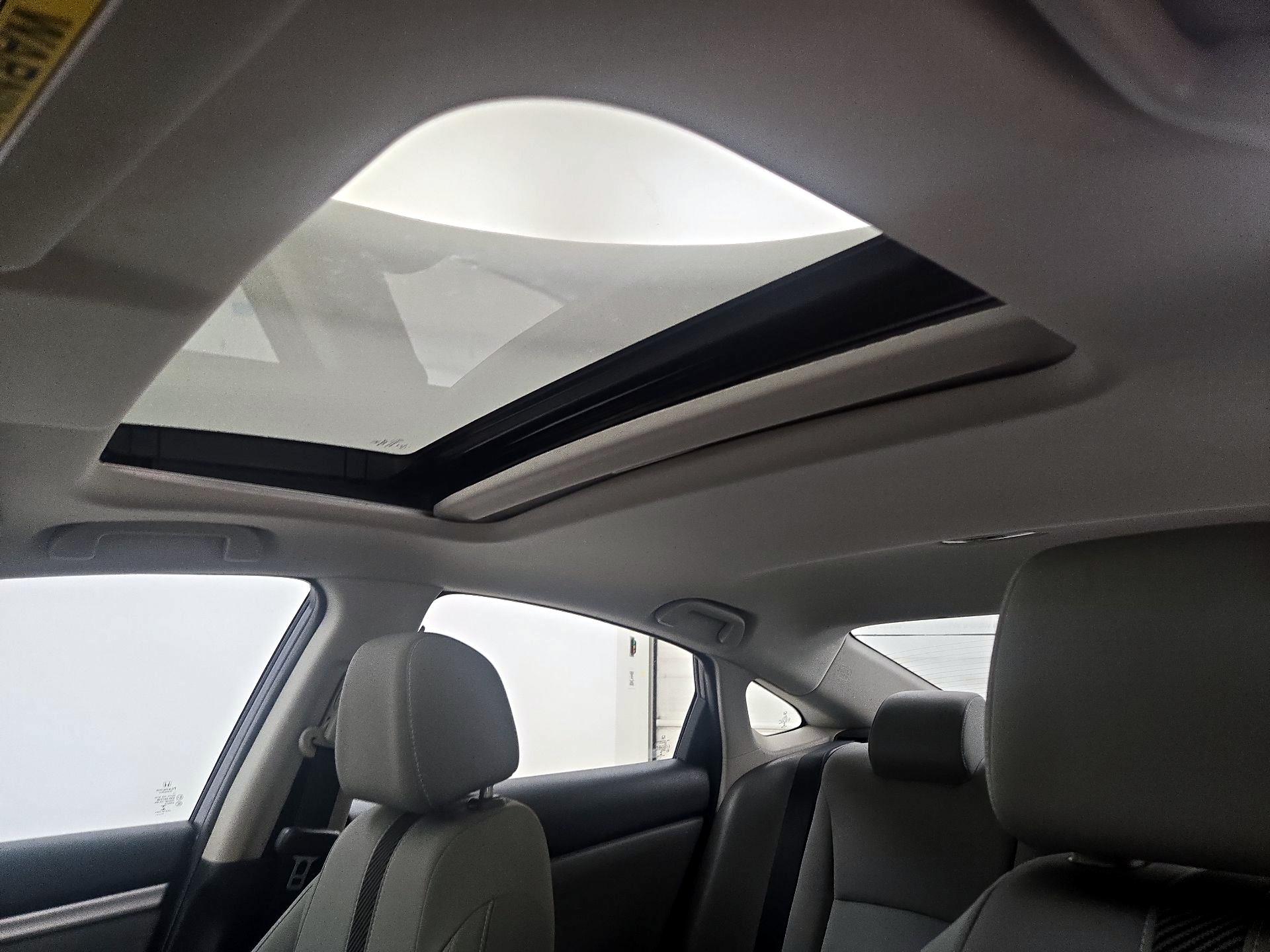 Thumbnail: 2018 Honda Civic - 19