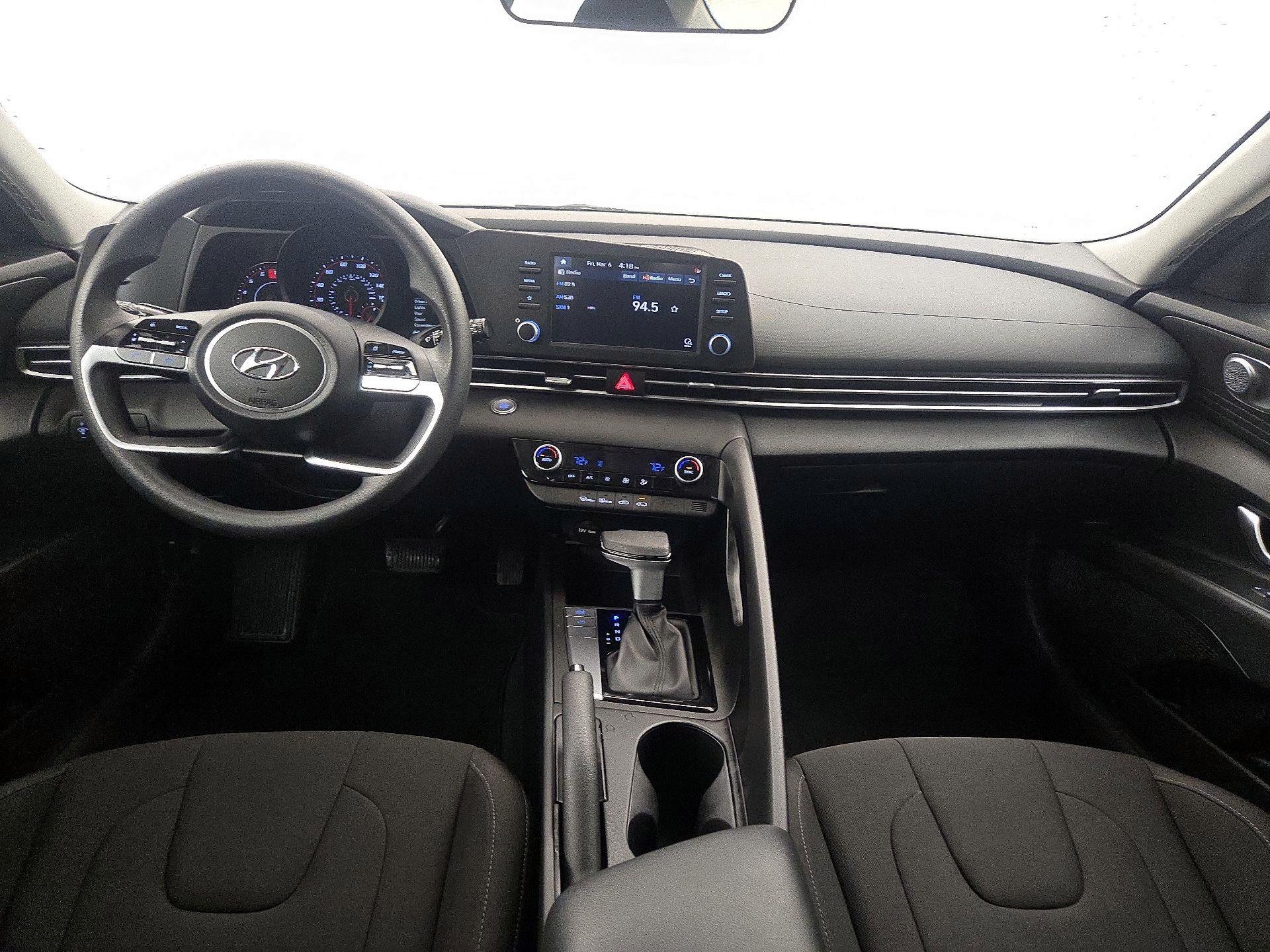 Thumbnail: 2023 Hyundai Elantra - 9