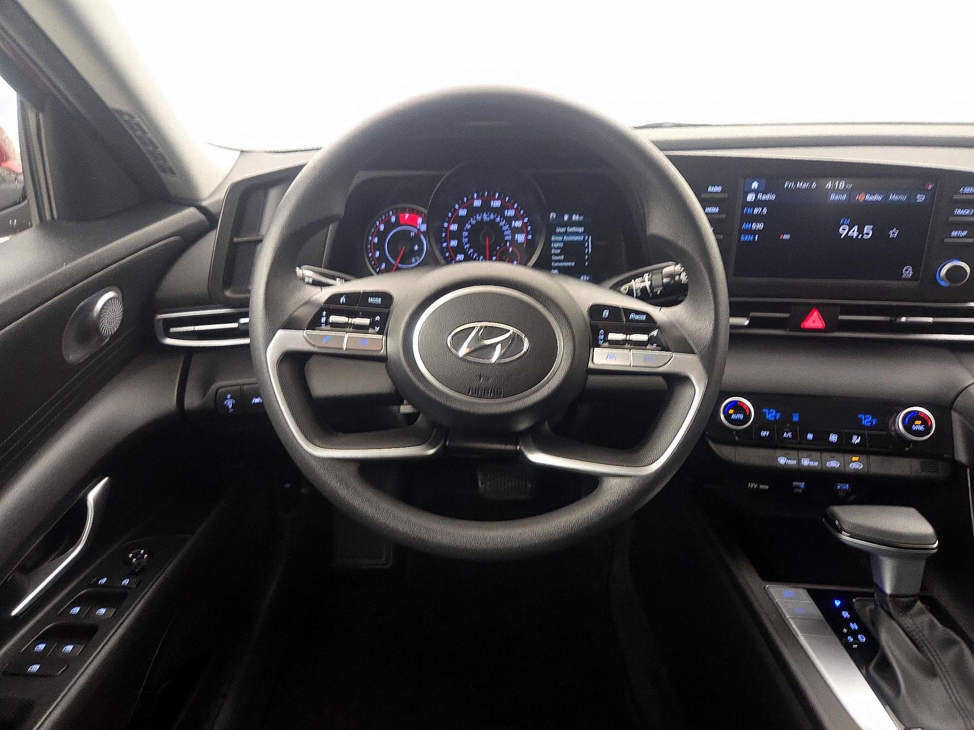 Thumbnail: 2023 Hyundai Elantra - 10