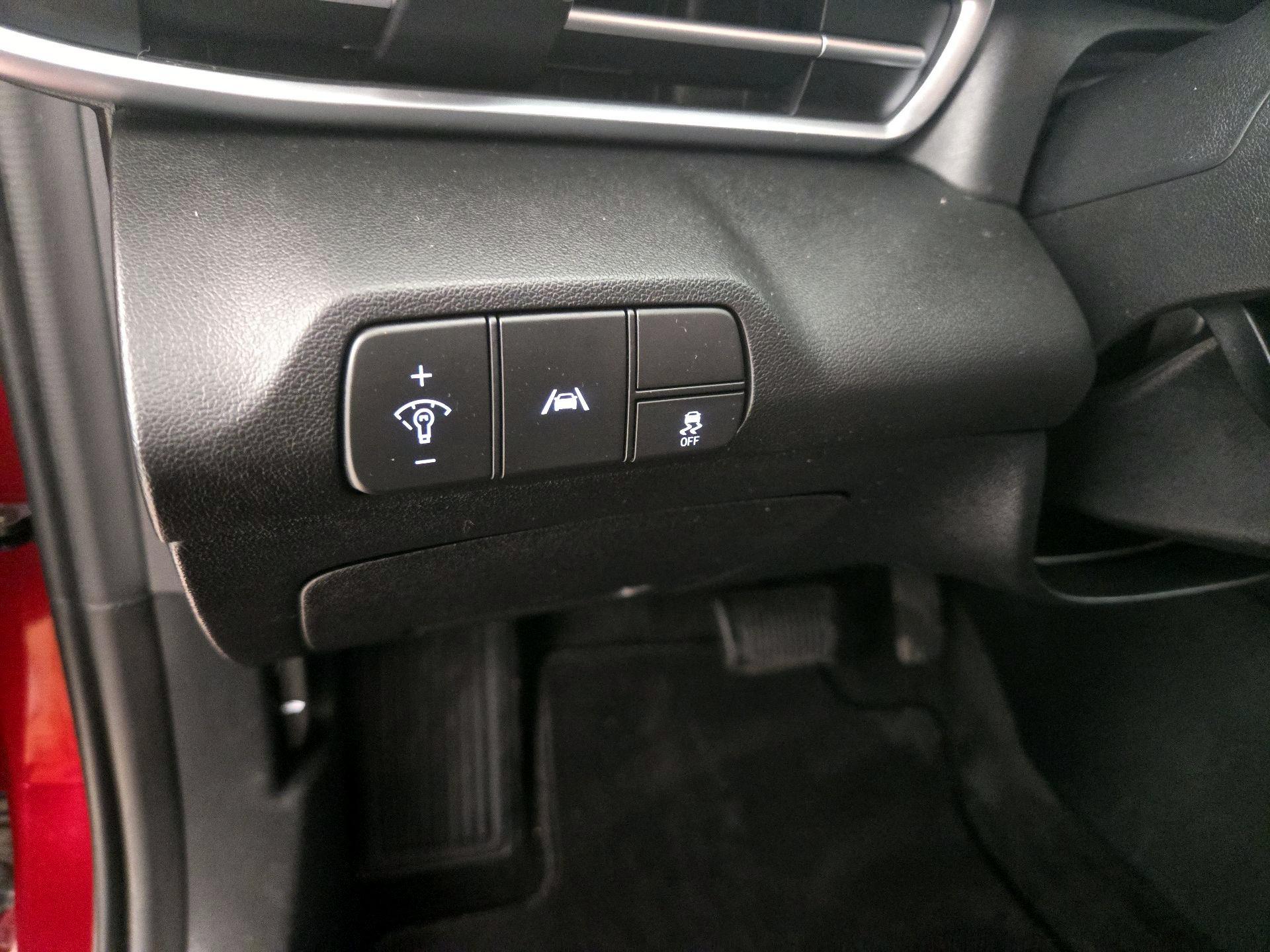 Thumbnail: 2023 Hyundai Elantra - 13