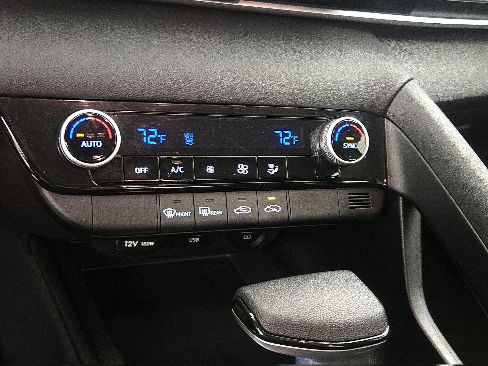 Thumbnail: 2023 Hyundai Elantra - 16