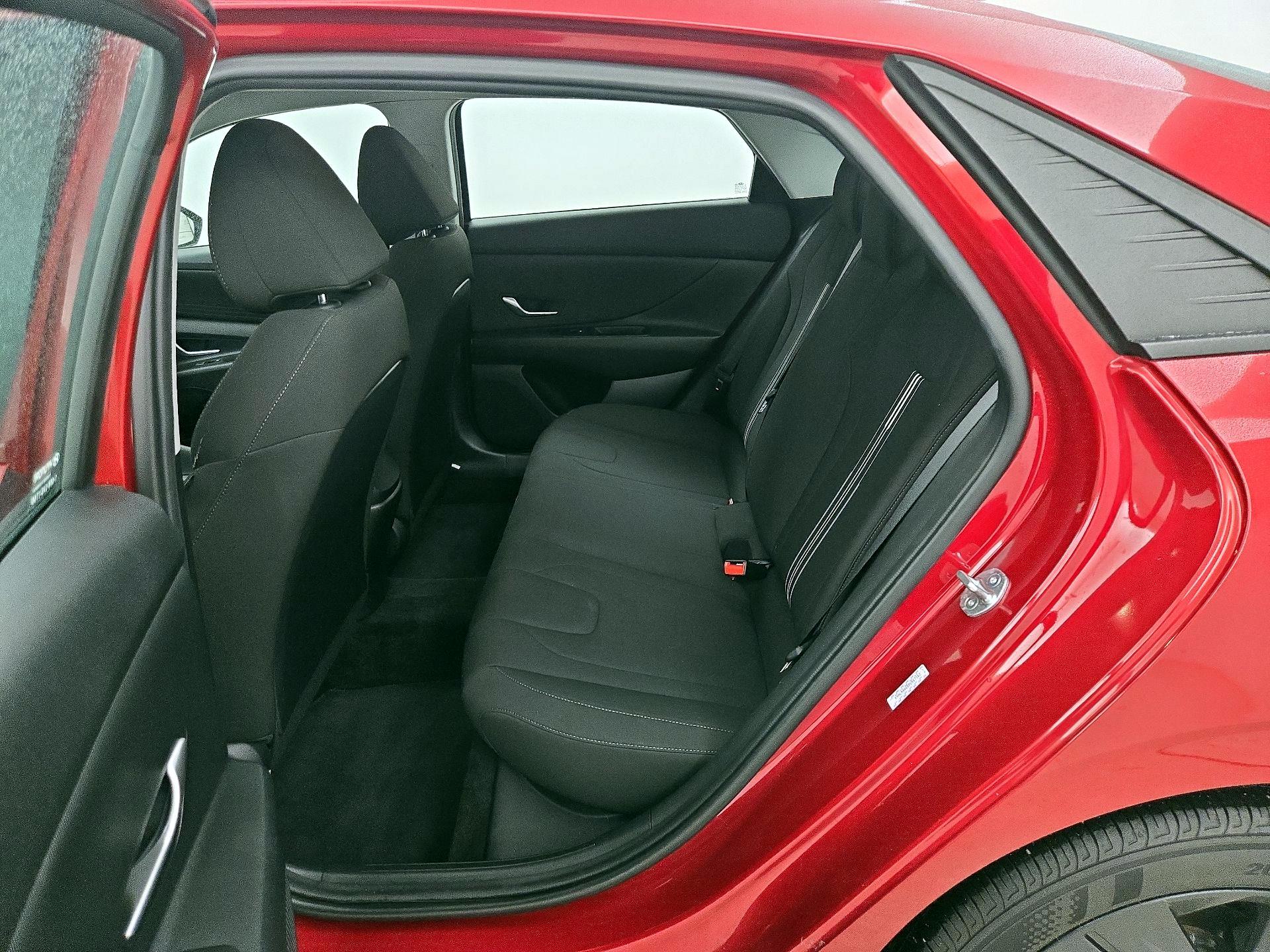 Thumbnail: 2023 Hyundai Elantra - 19