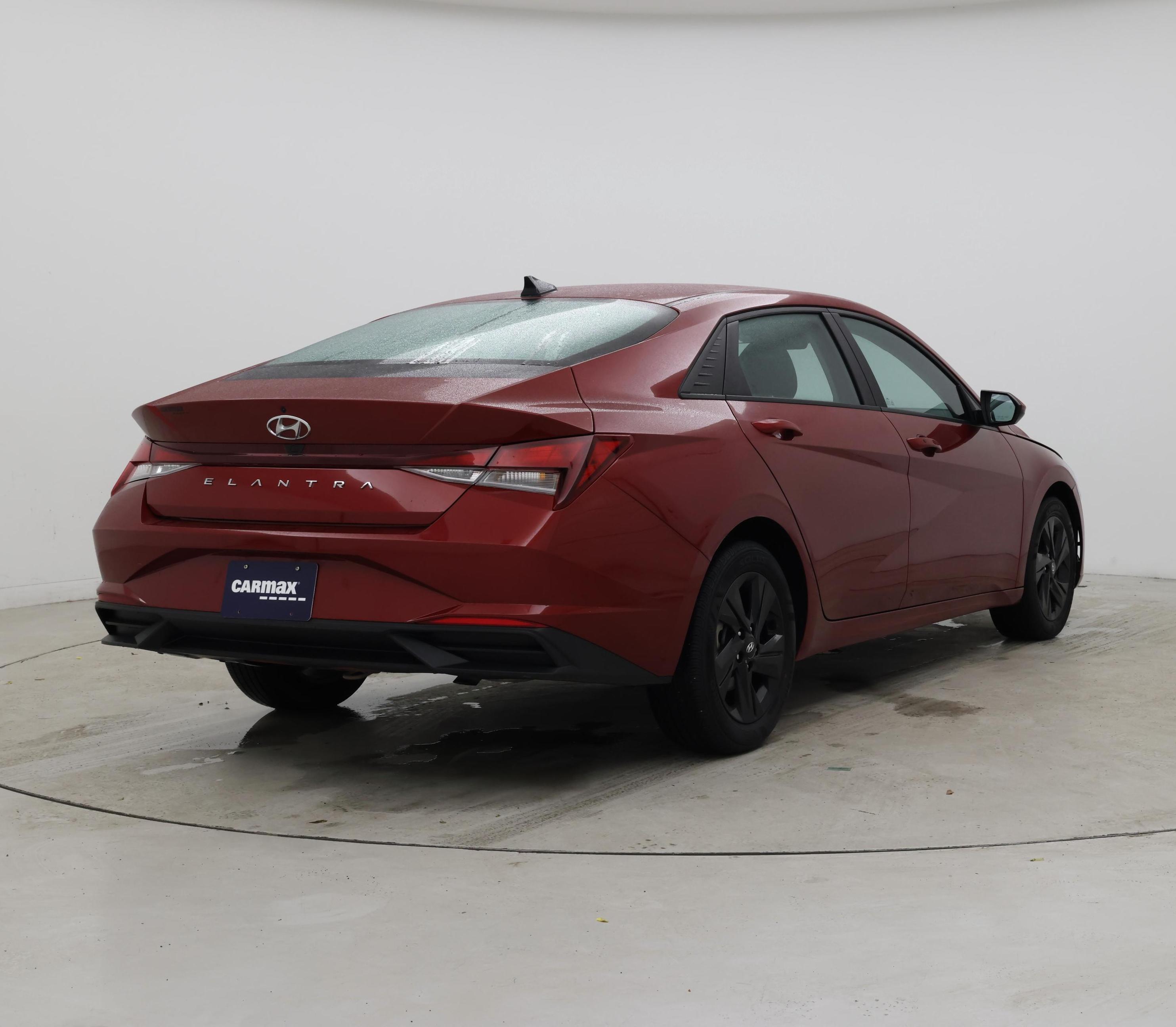 Thumbnail: 2023 Hyundai Elantra - 8