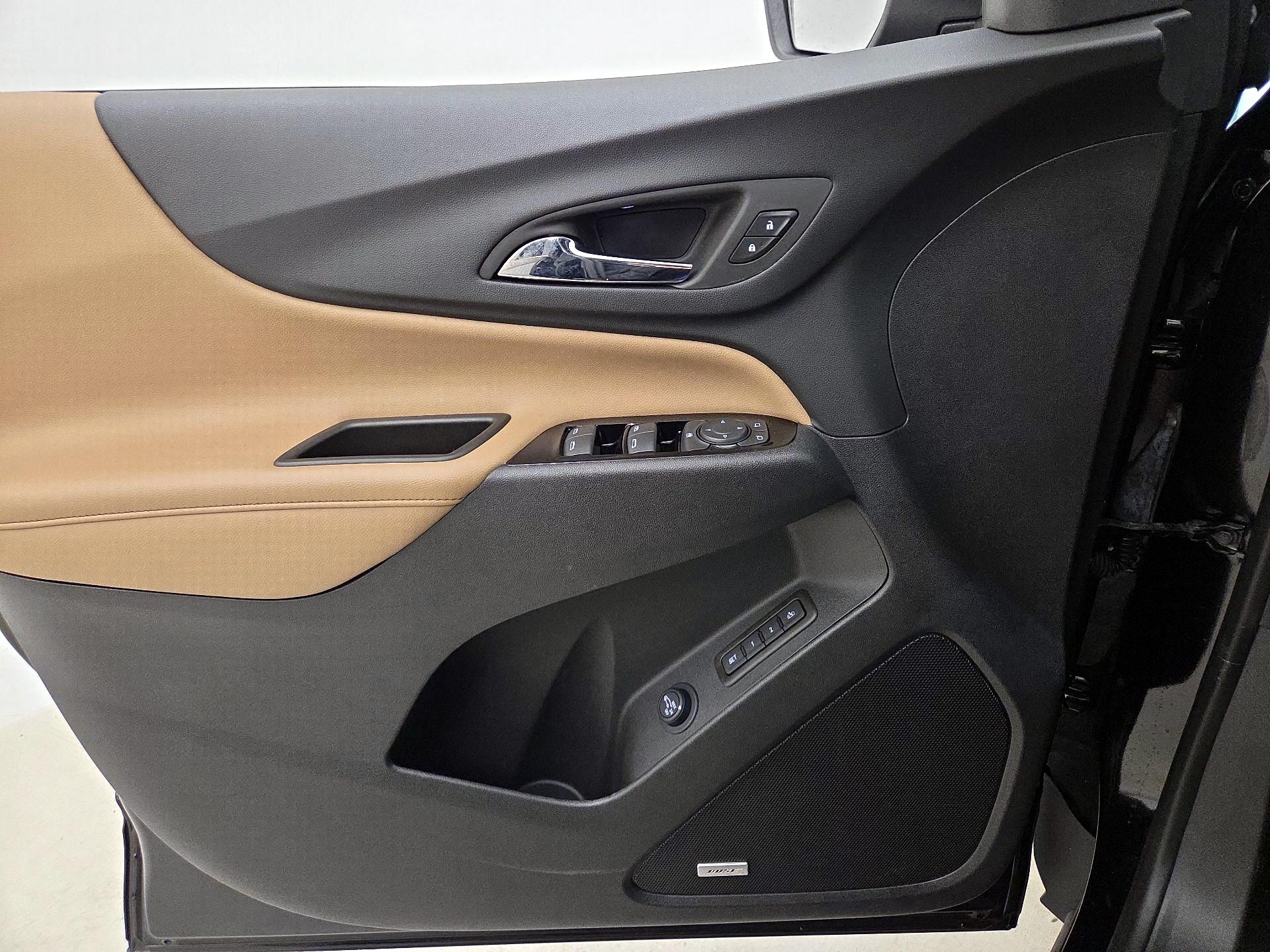 Thumbnail: 2023 Chevrolet Equinox - 12