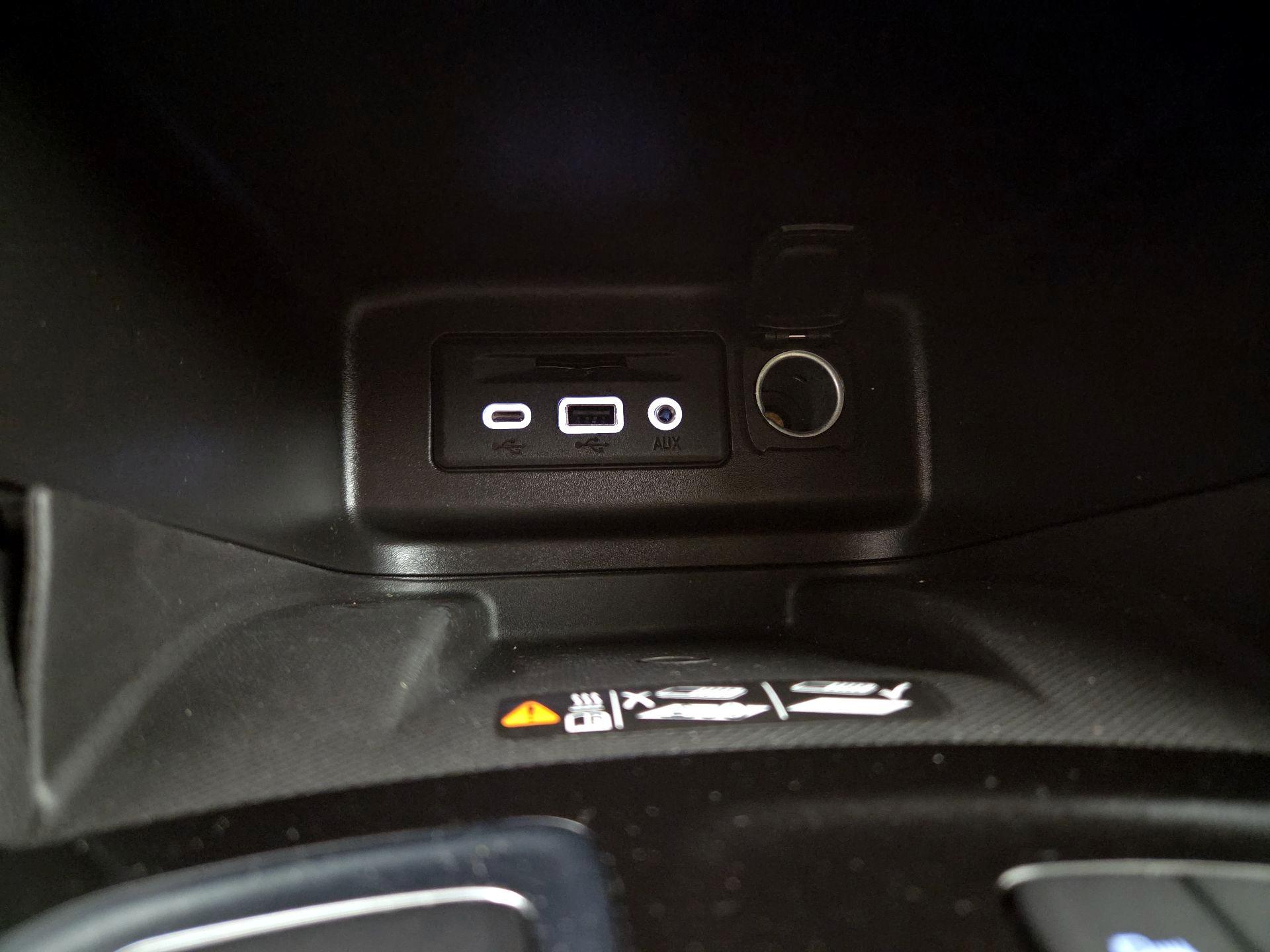 Thumbnail: 2023 Chevrolet Equinox - 18