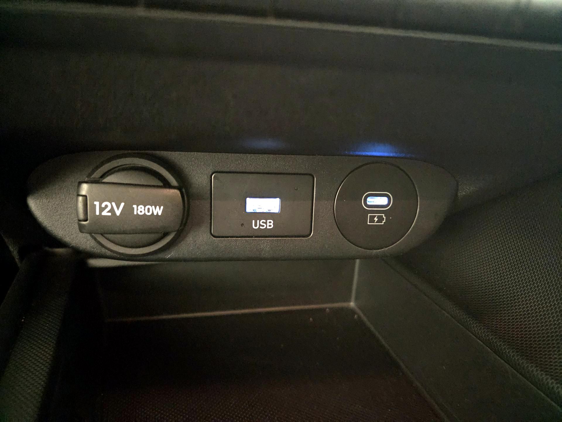 Thumbnail: 2025 Hyundai Elantra - 18