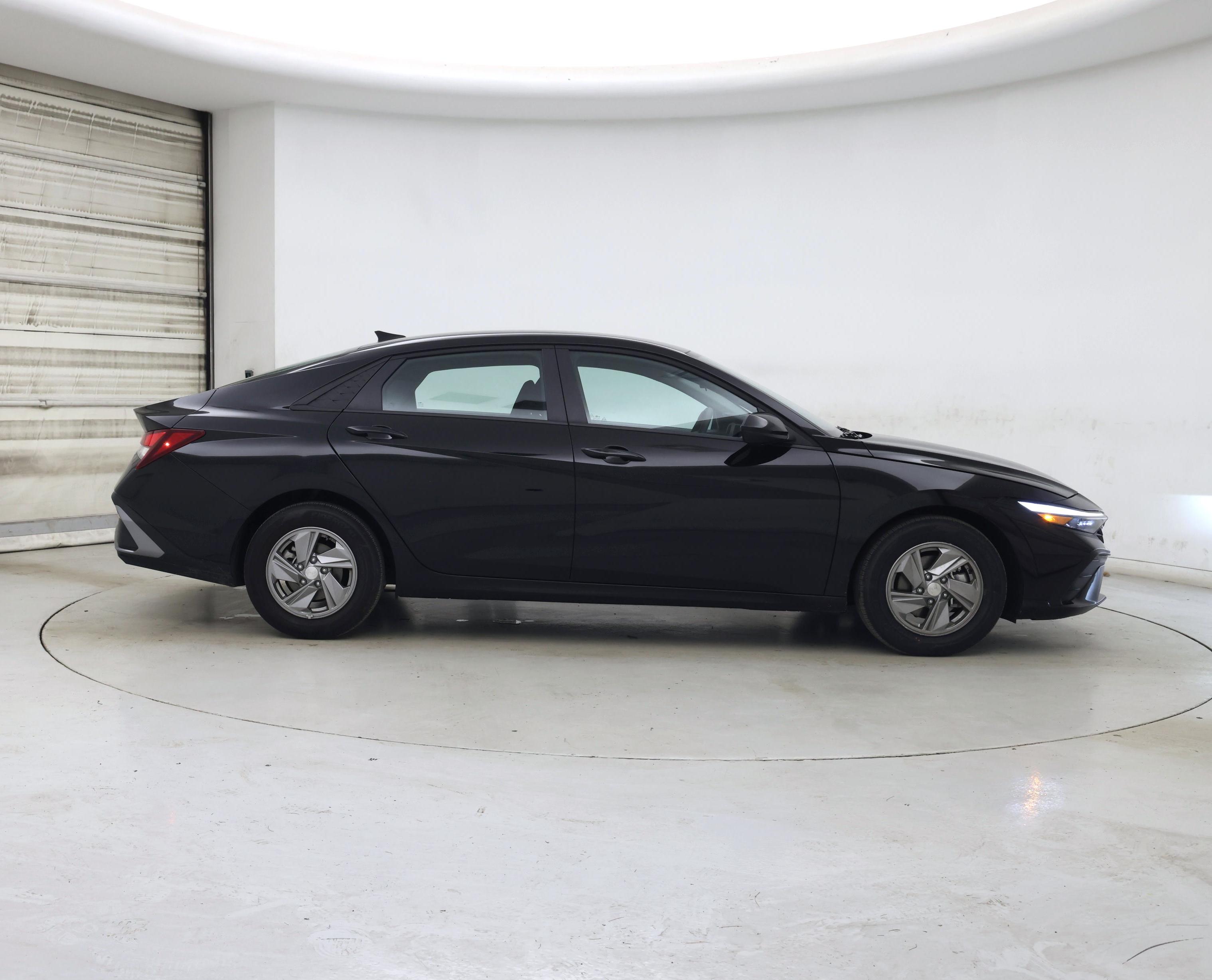 Thumbnail: 2025 Hyundai Elantra - 7