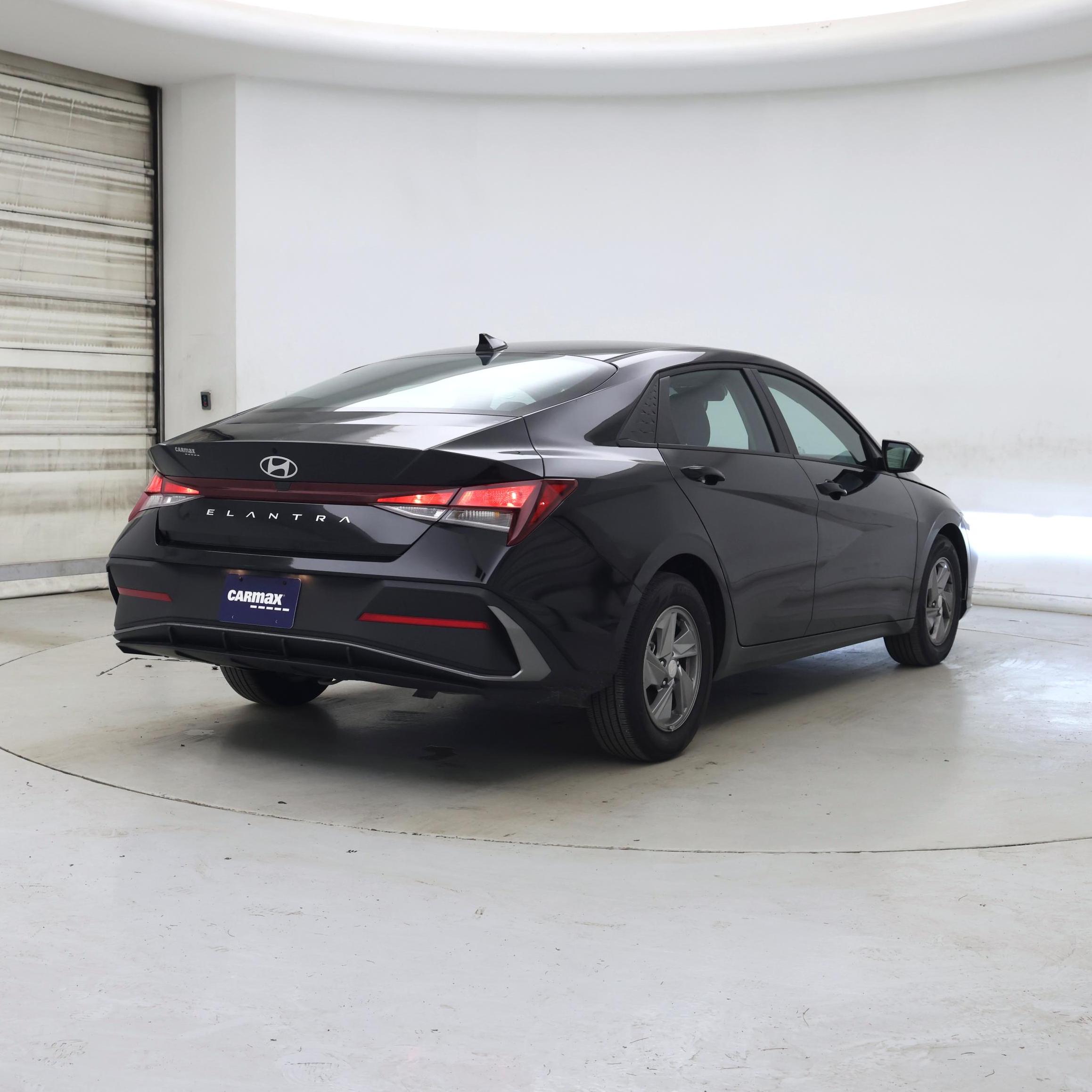 Thumbnail: 2025 Hyundai Elantra - 8