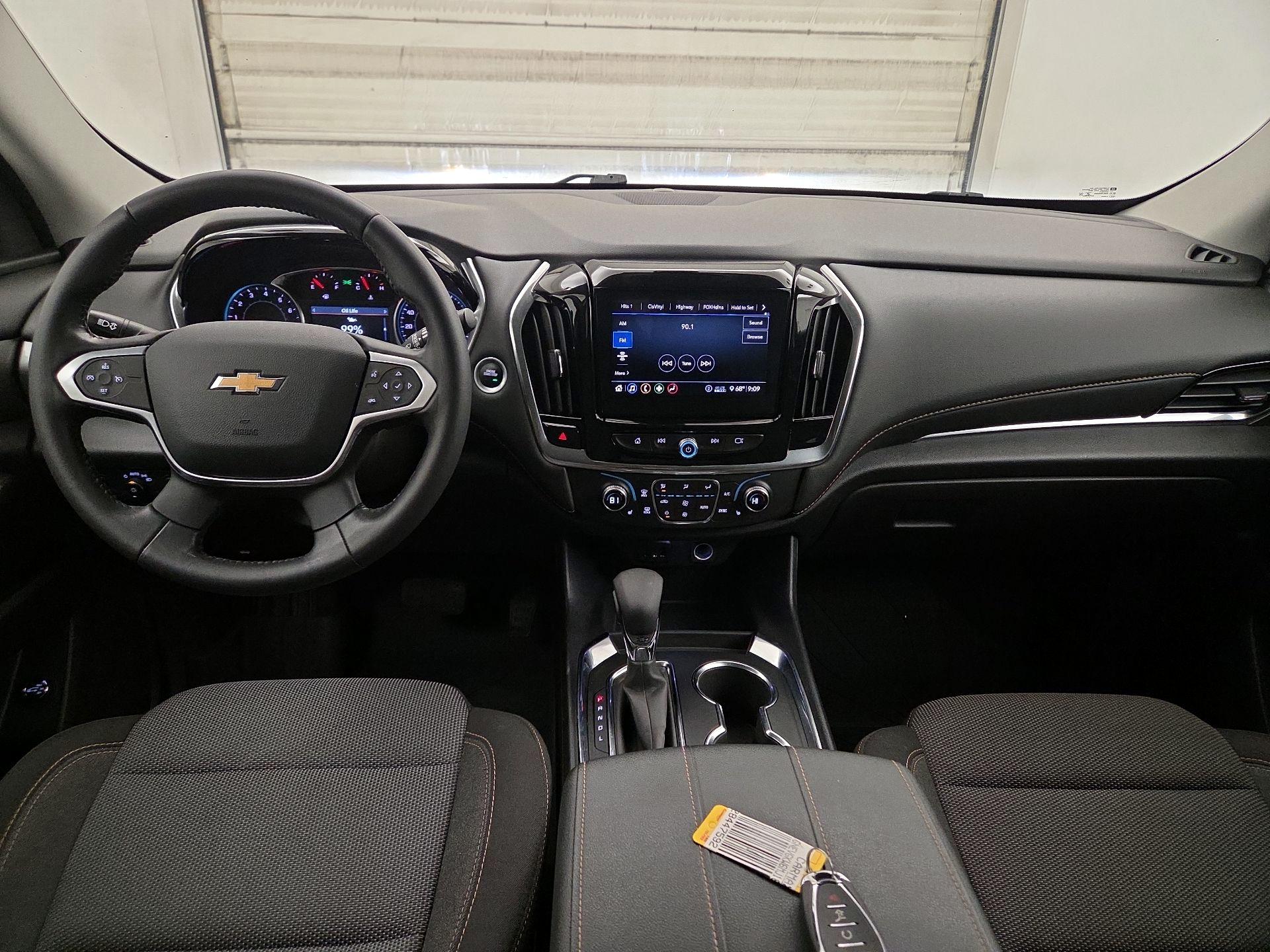 Thumbnail: 2021 Chevrolet Traverse - 9