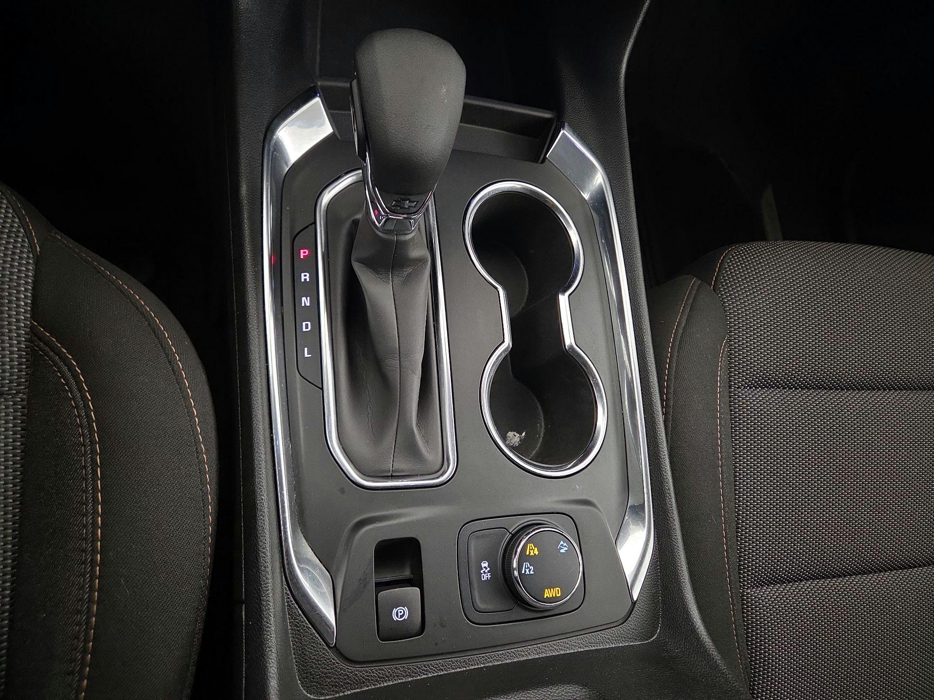 Thumbnail: 2021 Chevrolet Traverse - 17