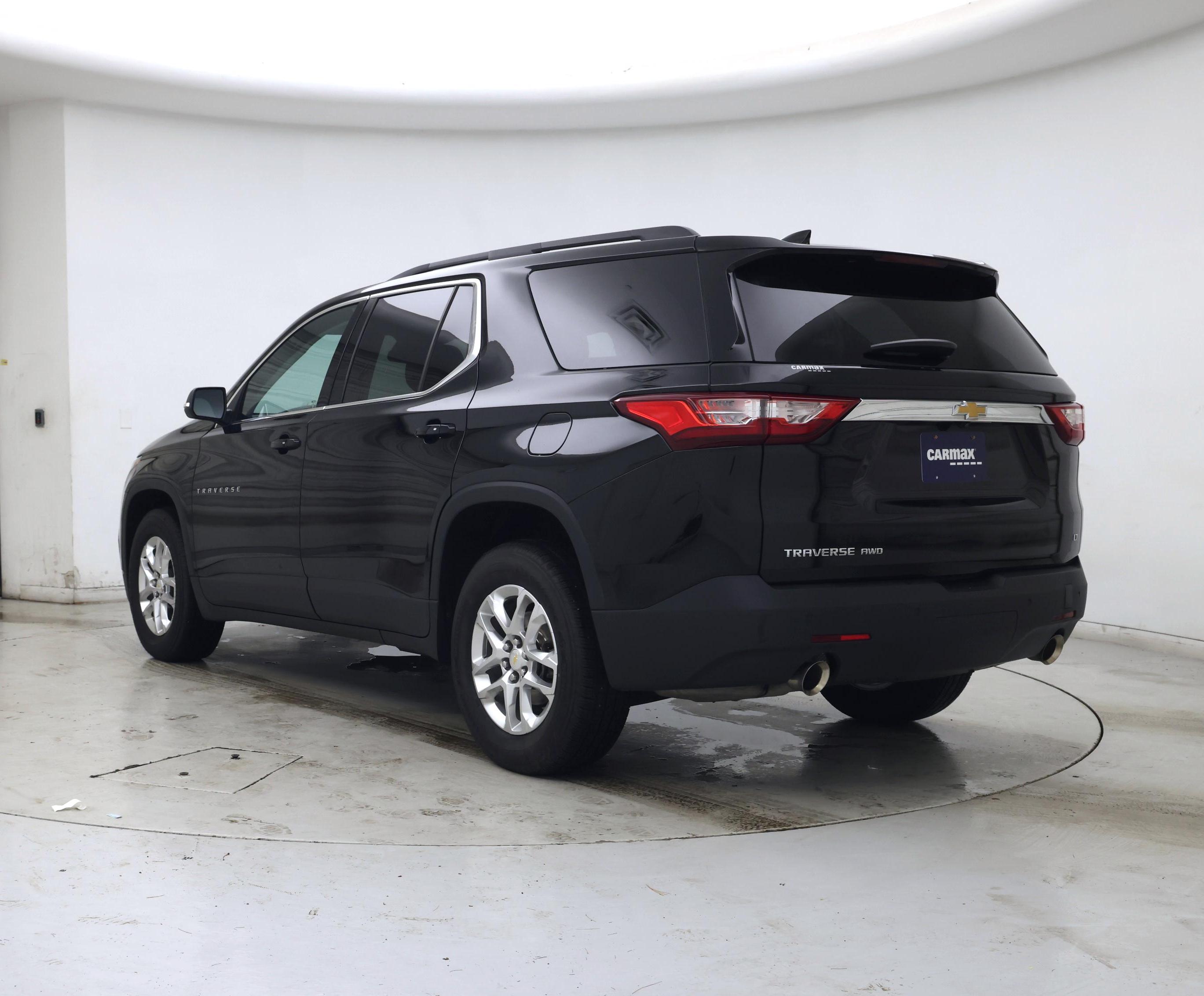Thumbnail: 2021 Chevrolet Traverse - 2