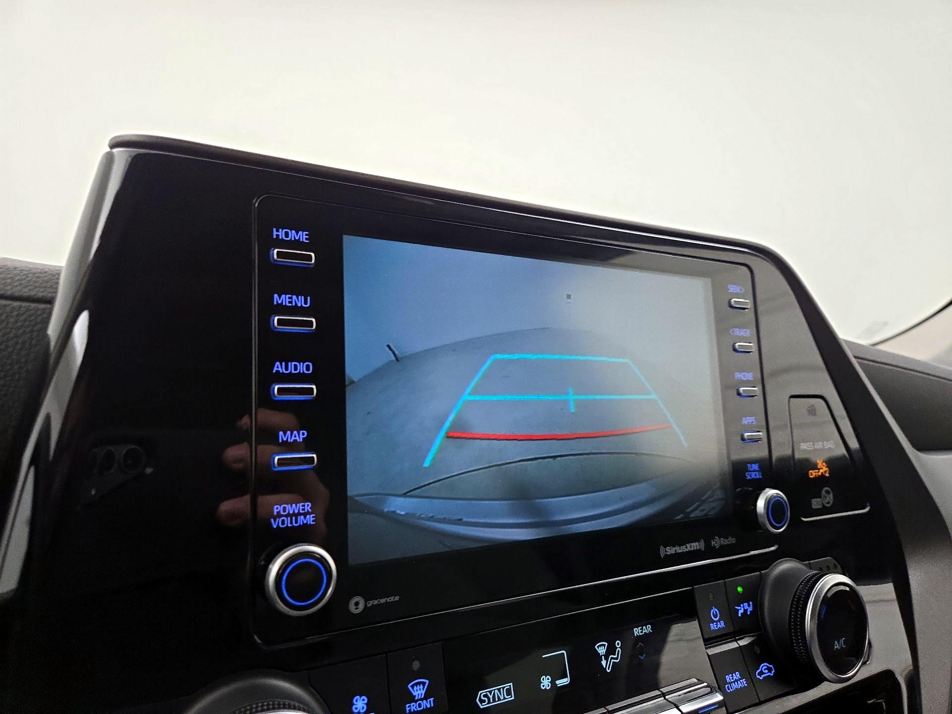 Thumbnail: 2021 Toyota Highlander - 14