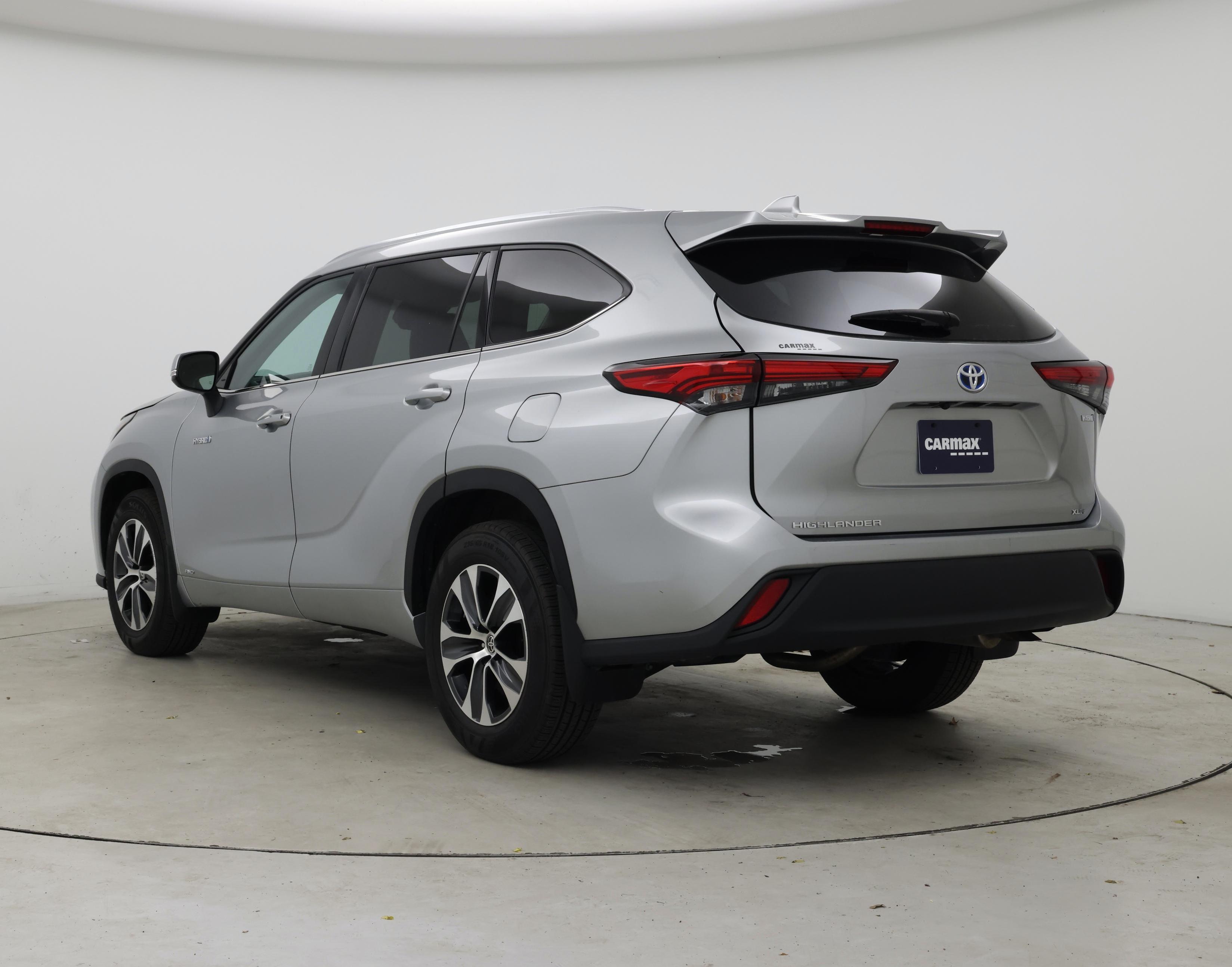 Thumbnail: 2021 Toyota Highlander - 2