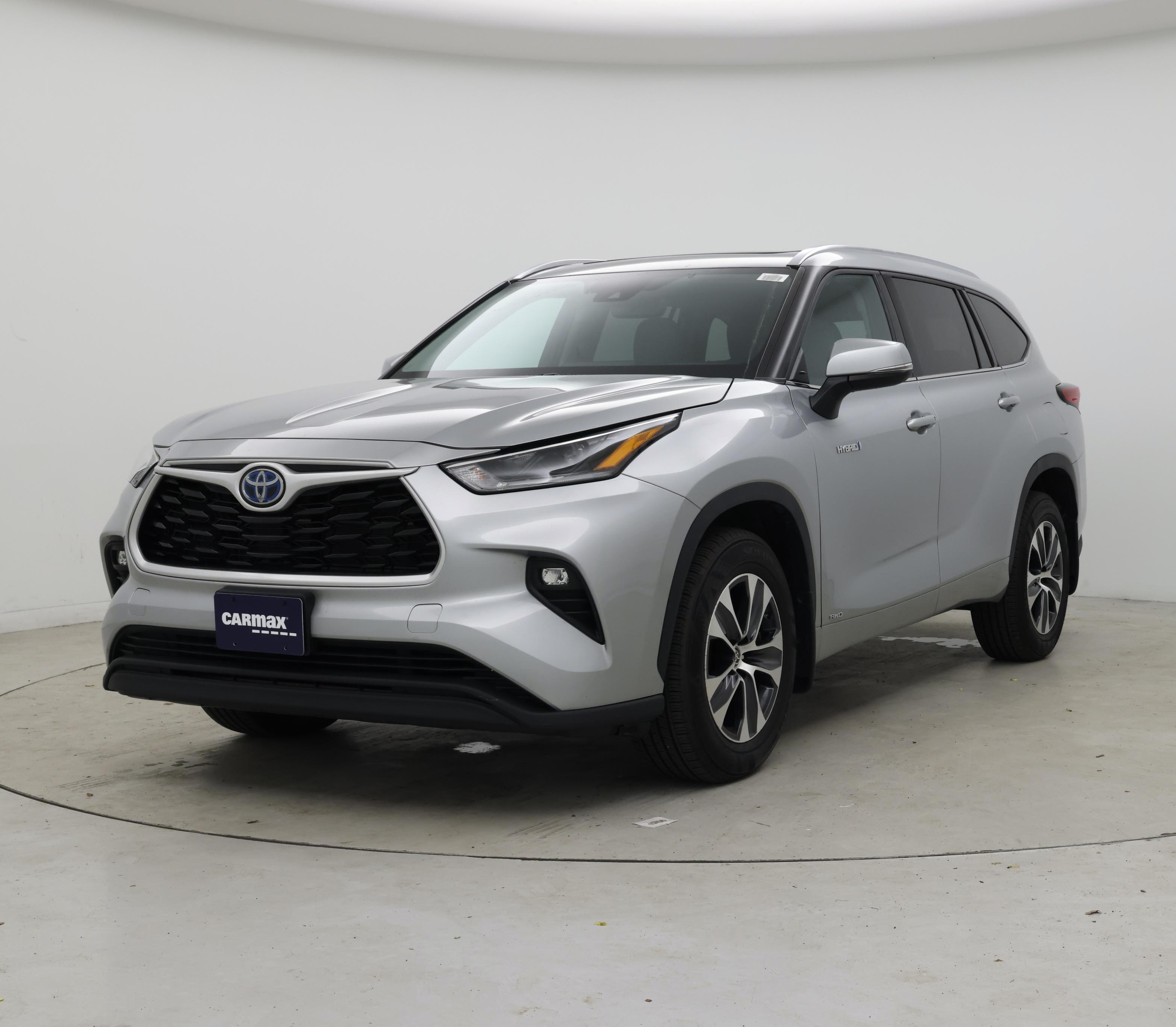 Thumbnail: 2021 Toyota Highlander - 4