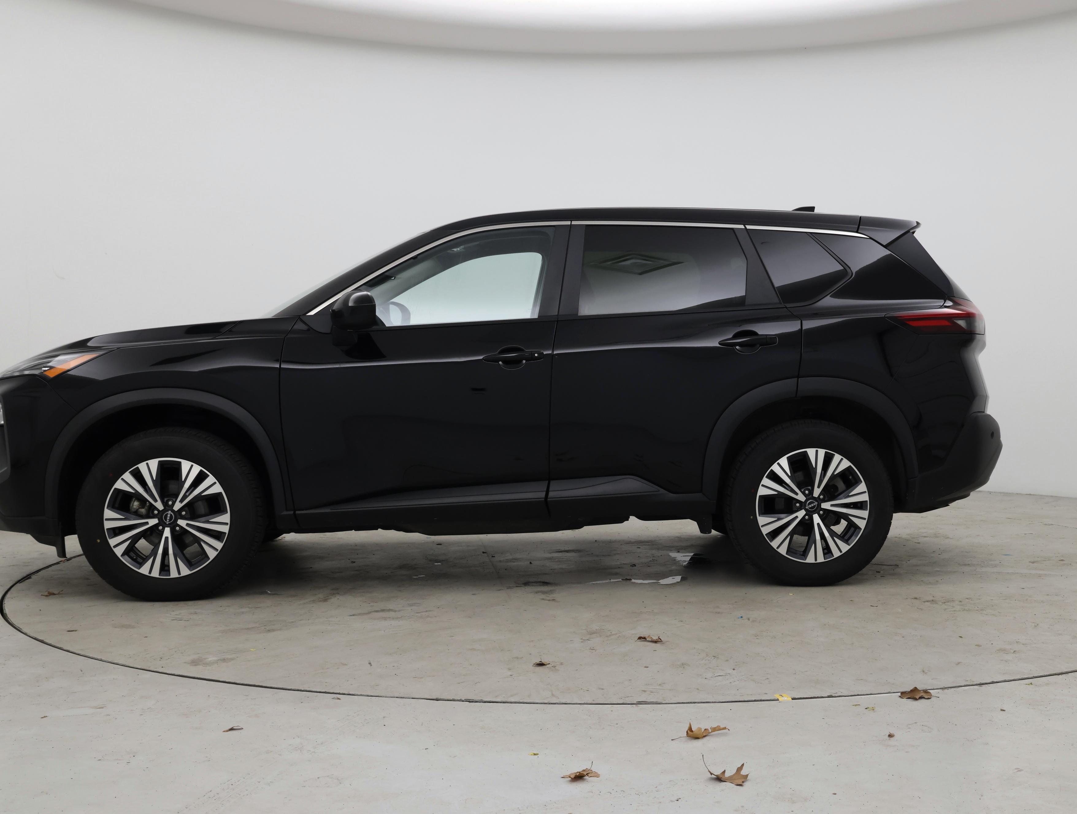 Thumbnail: 2023 Nissan Rogue - 3