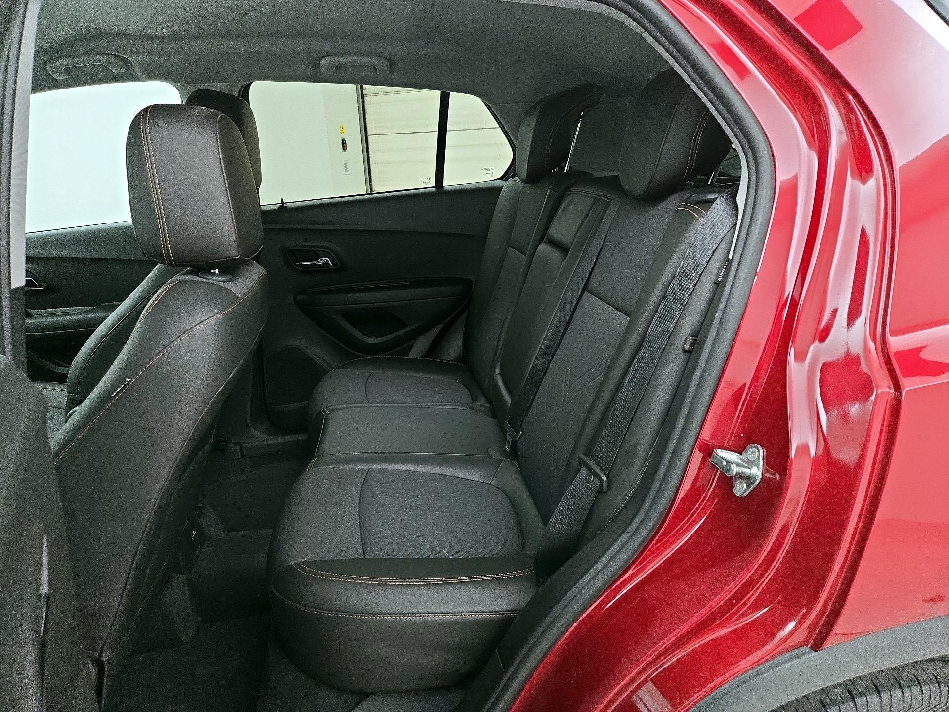 Thumbnail: 2018 Chevrolet Trax - 19