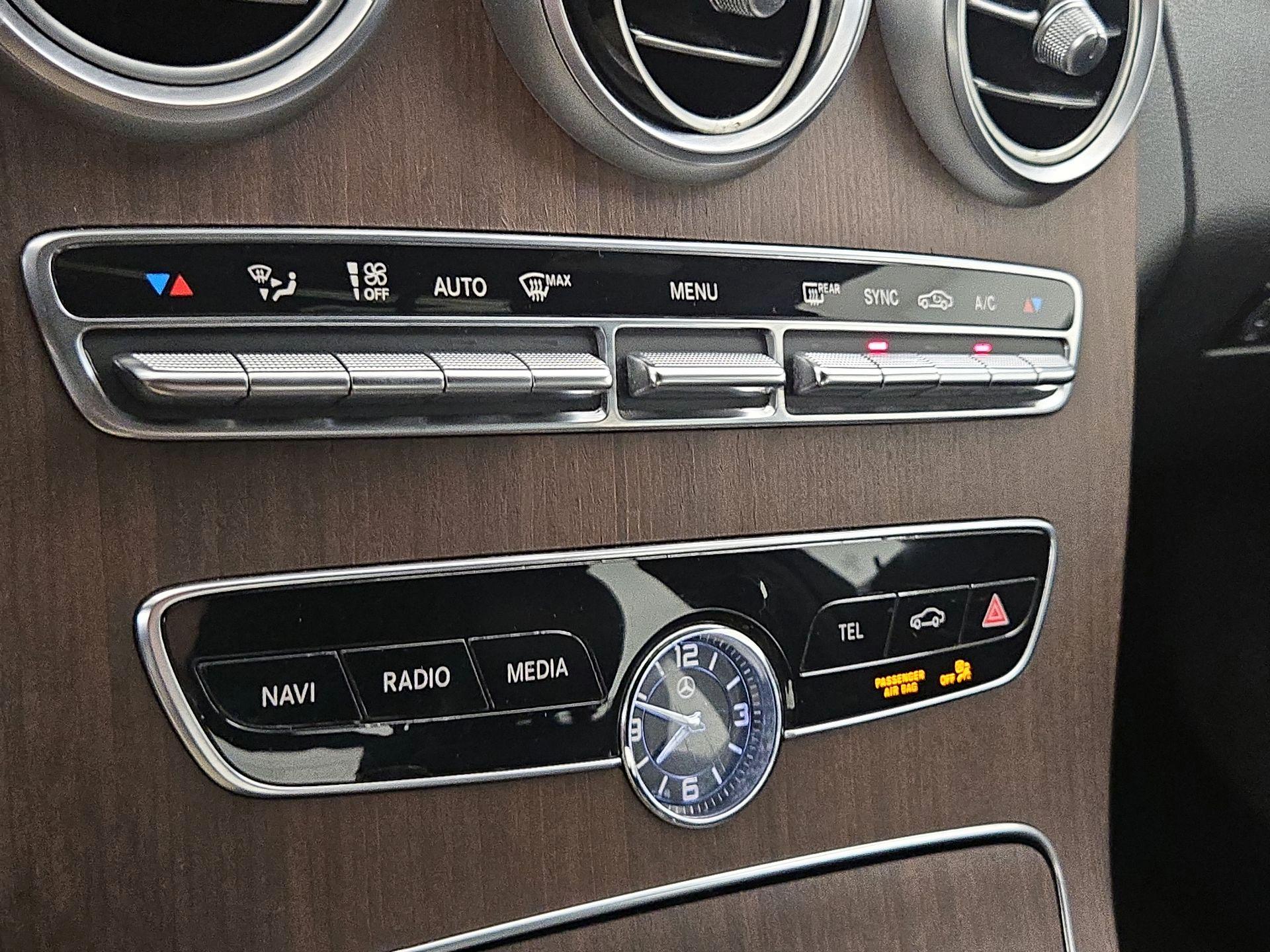 Thumbnail: 2021 Mercedes-Benz C-Class - 16