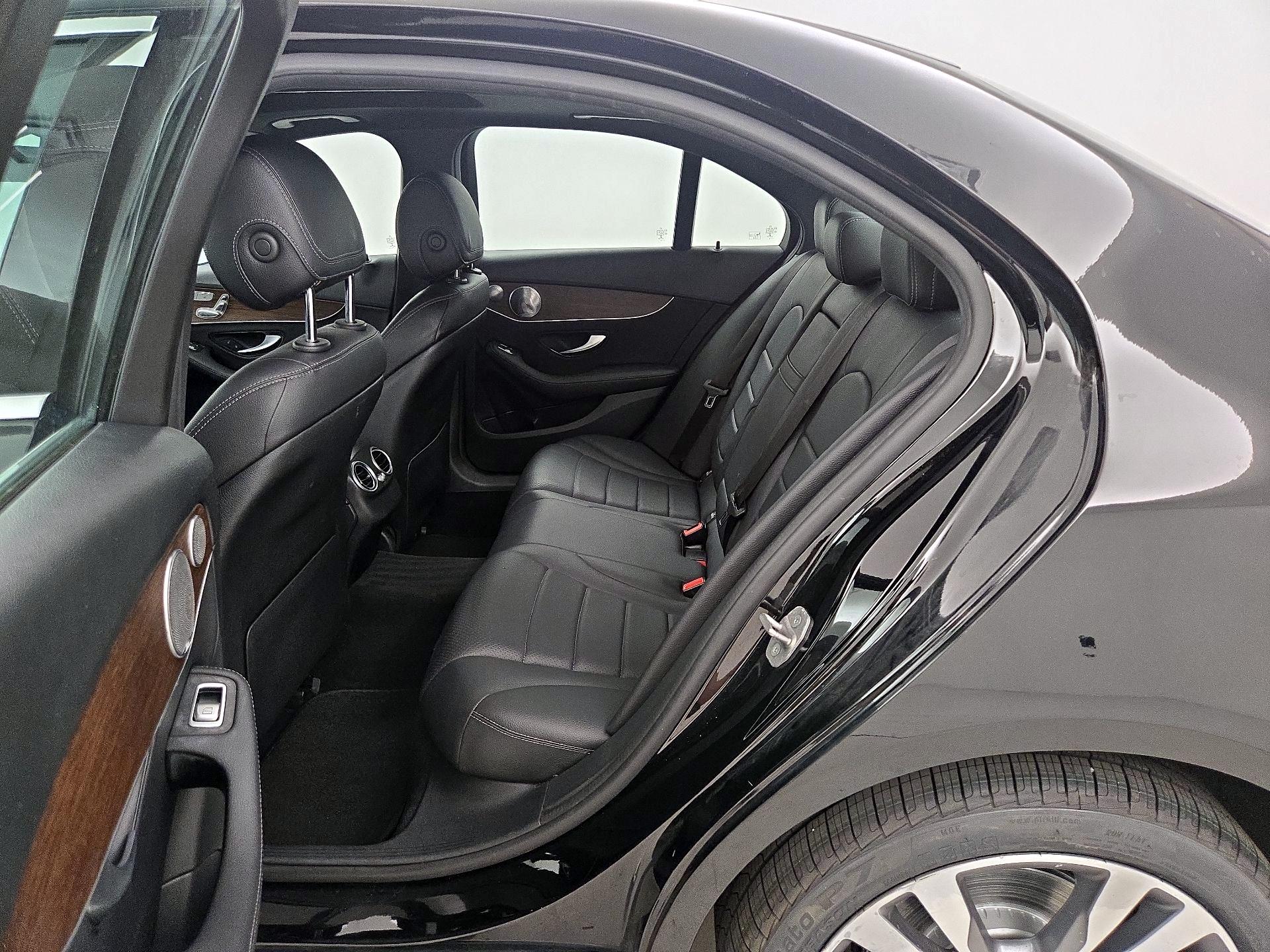 Thumbnail: 2021 Mercedes-Benz C-Class - 20