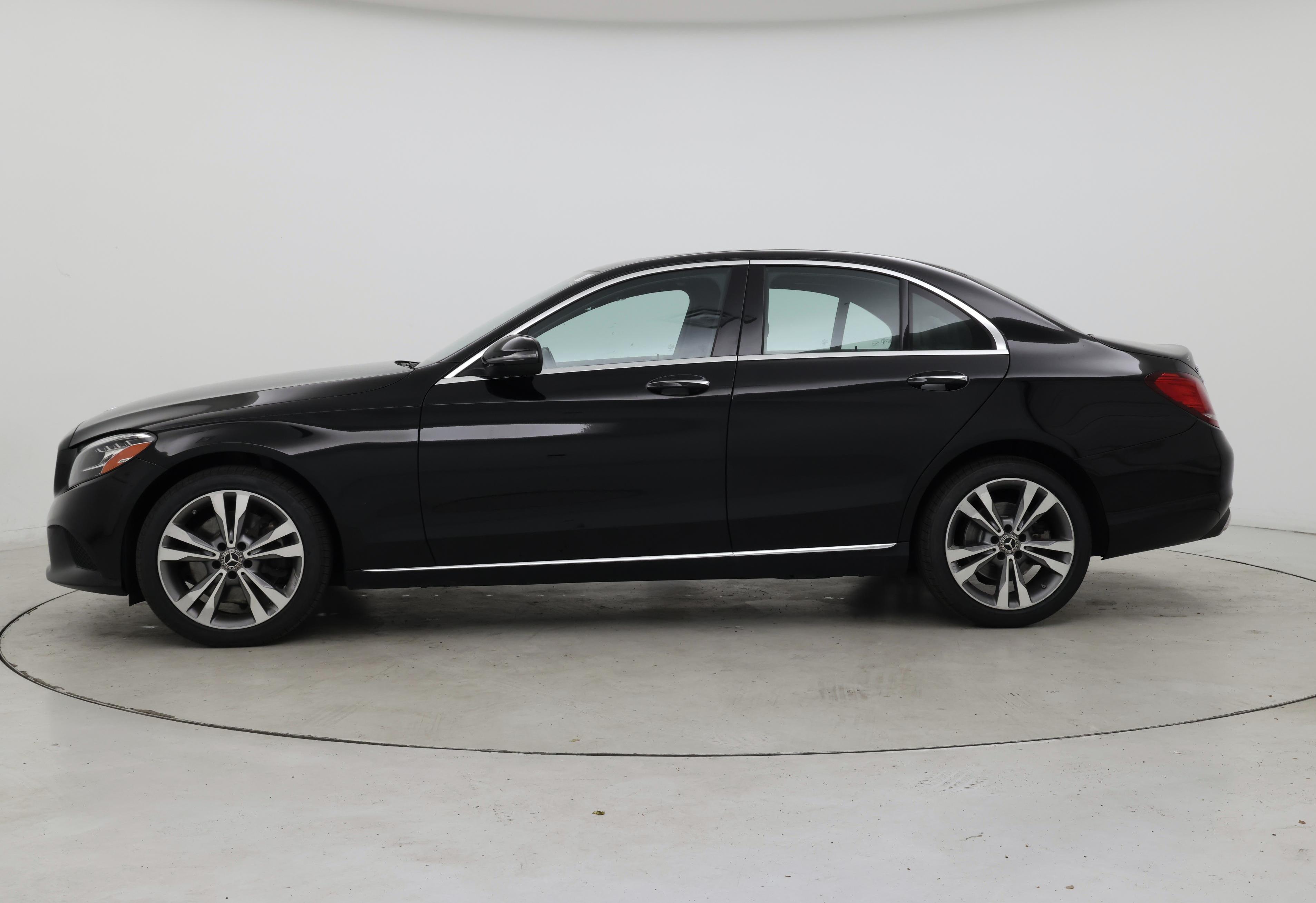 Thumbnail: 2021 Mercedes-Benz C-Class - 3