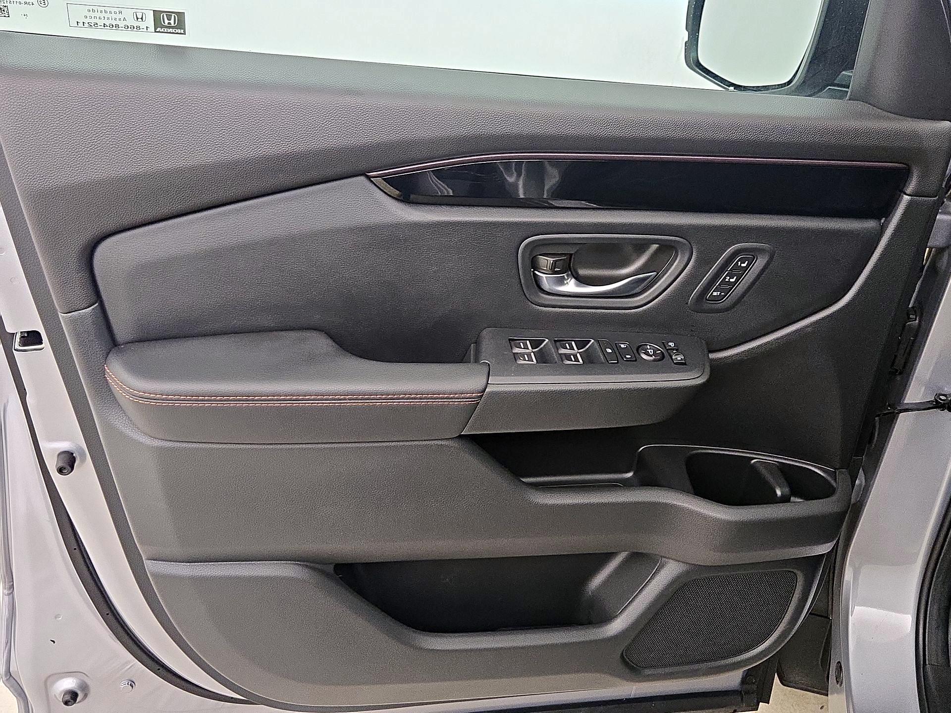 Thumbnail: 2025 Honda Pilot - 12