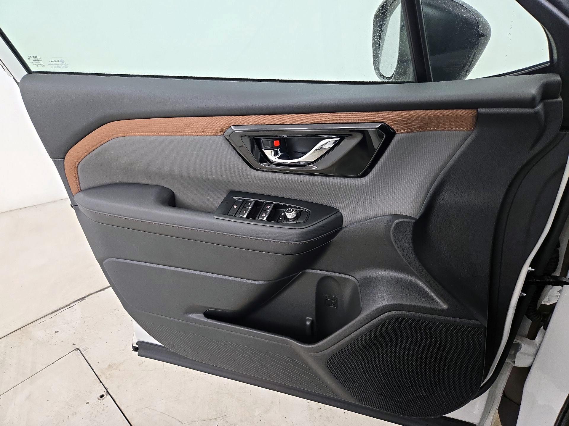 Thumbnail: 2025 Subaru Forester - 12