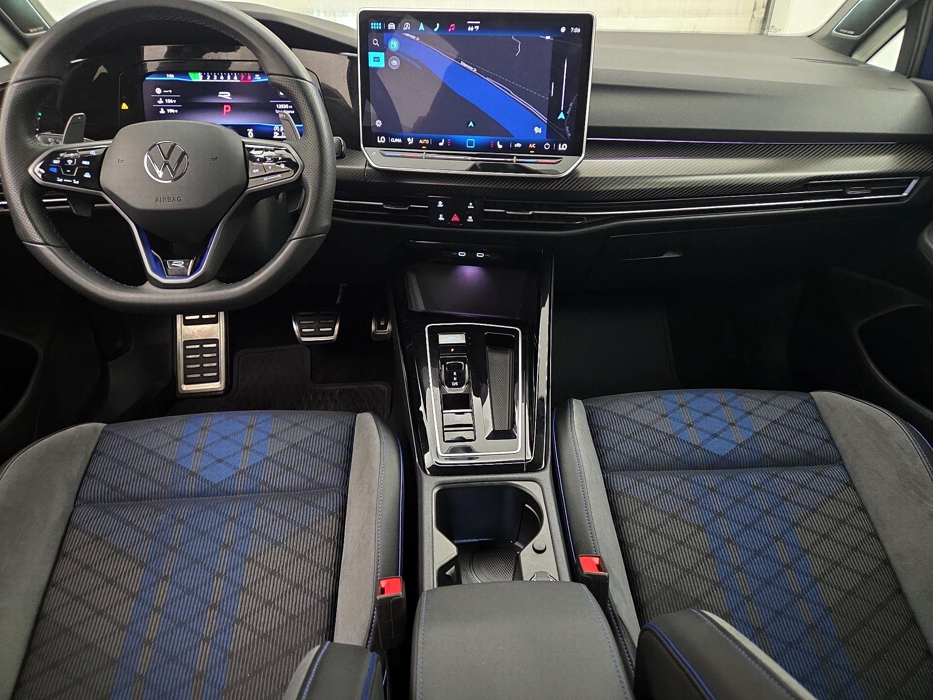 Thumbnail: 2025 Volkswagen Golf - 9