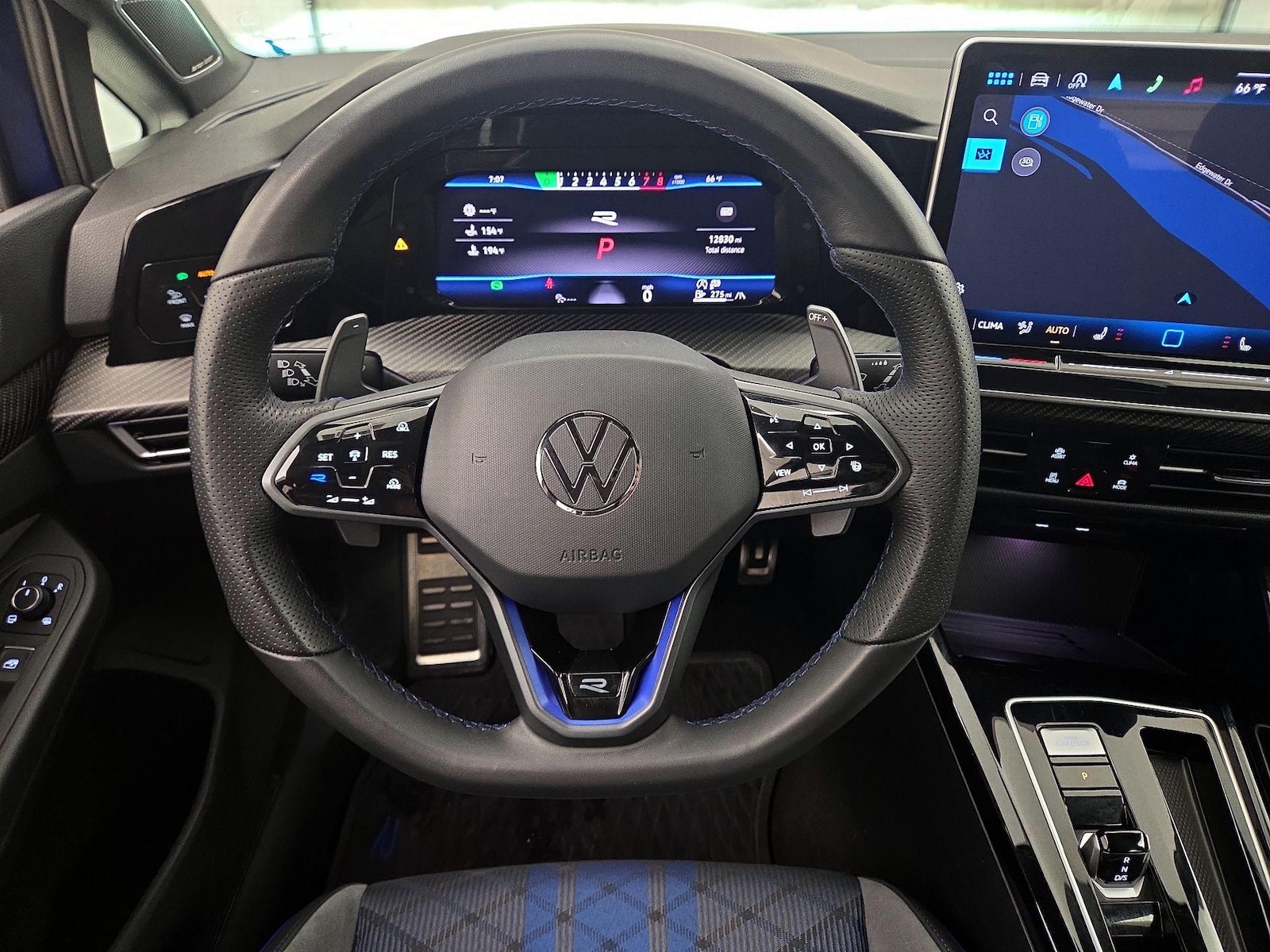 2025 Volkswagen Golf R R - Photo 11