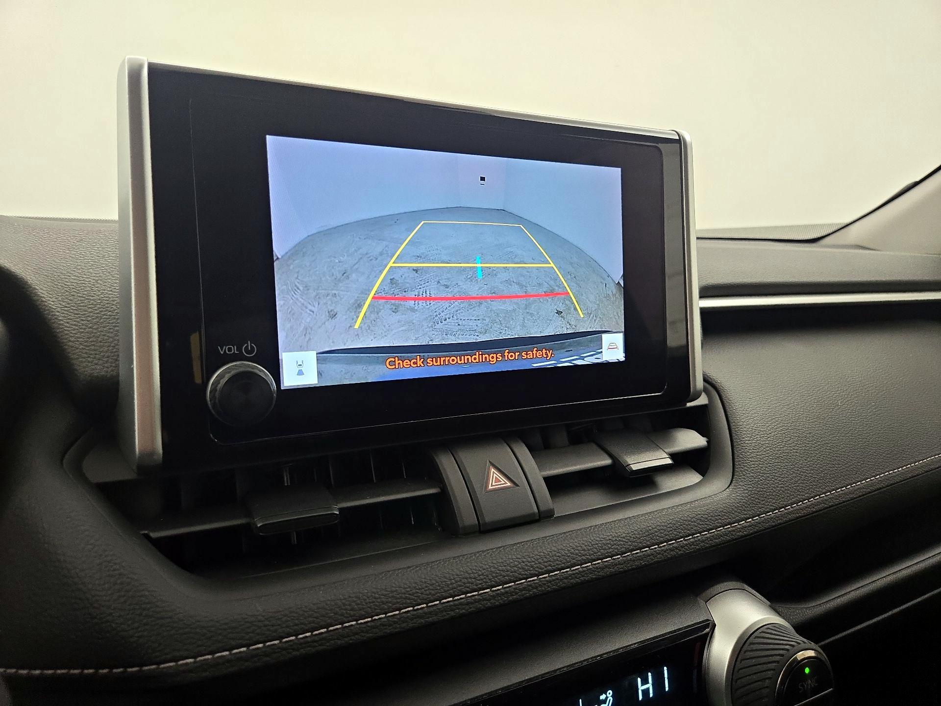 Thumbnail: 2023 Toyota RAV4 - 14