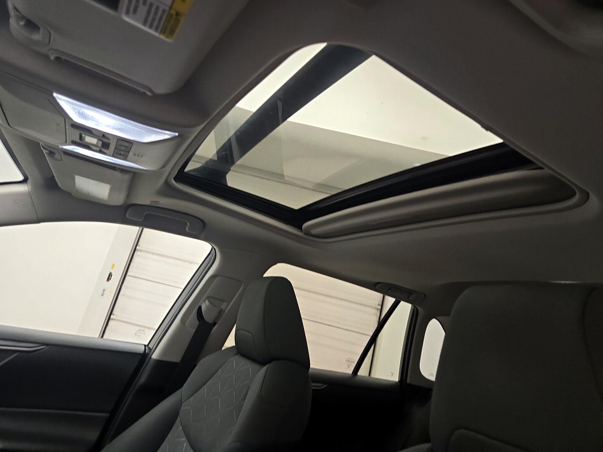 Thumbnail: 2023 Toyota RAV4 - 19