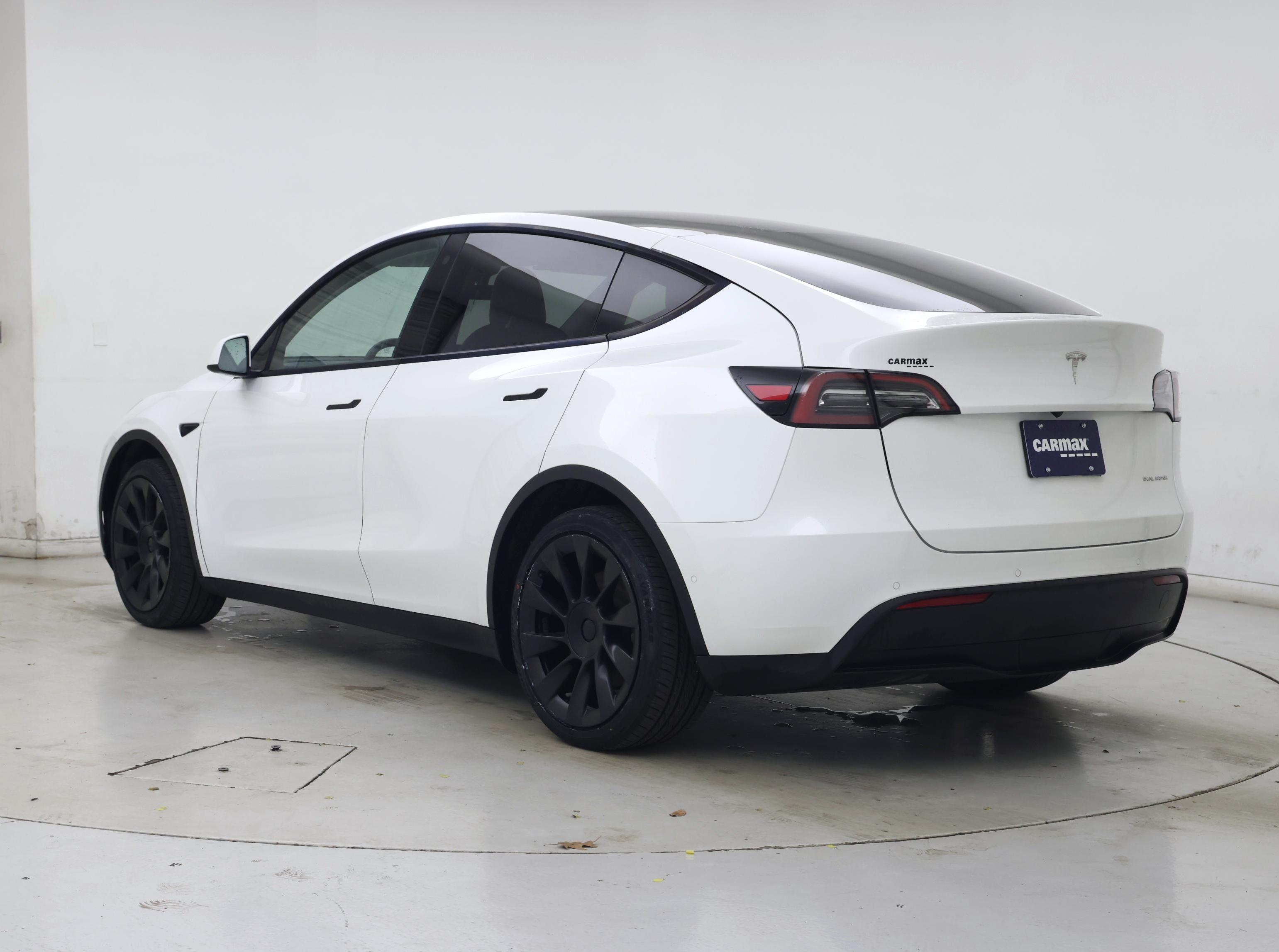 Thumbnail: 2023 Tesla Model Y - 2