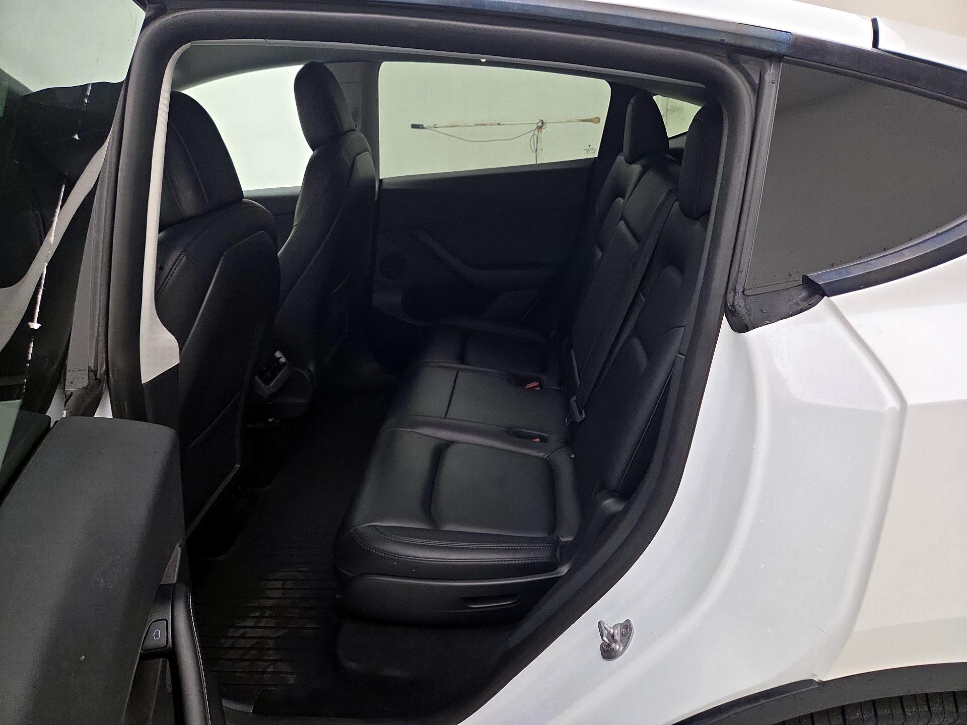 Thumbnail: 2023 Tesla Model Y - 19