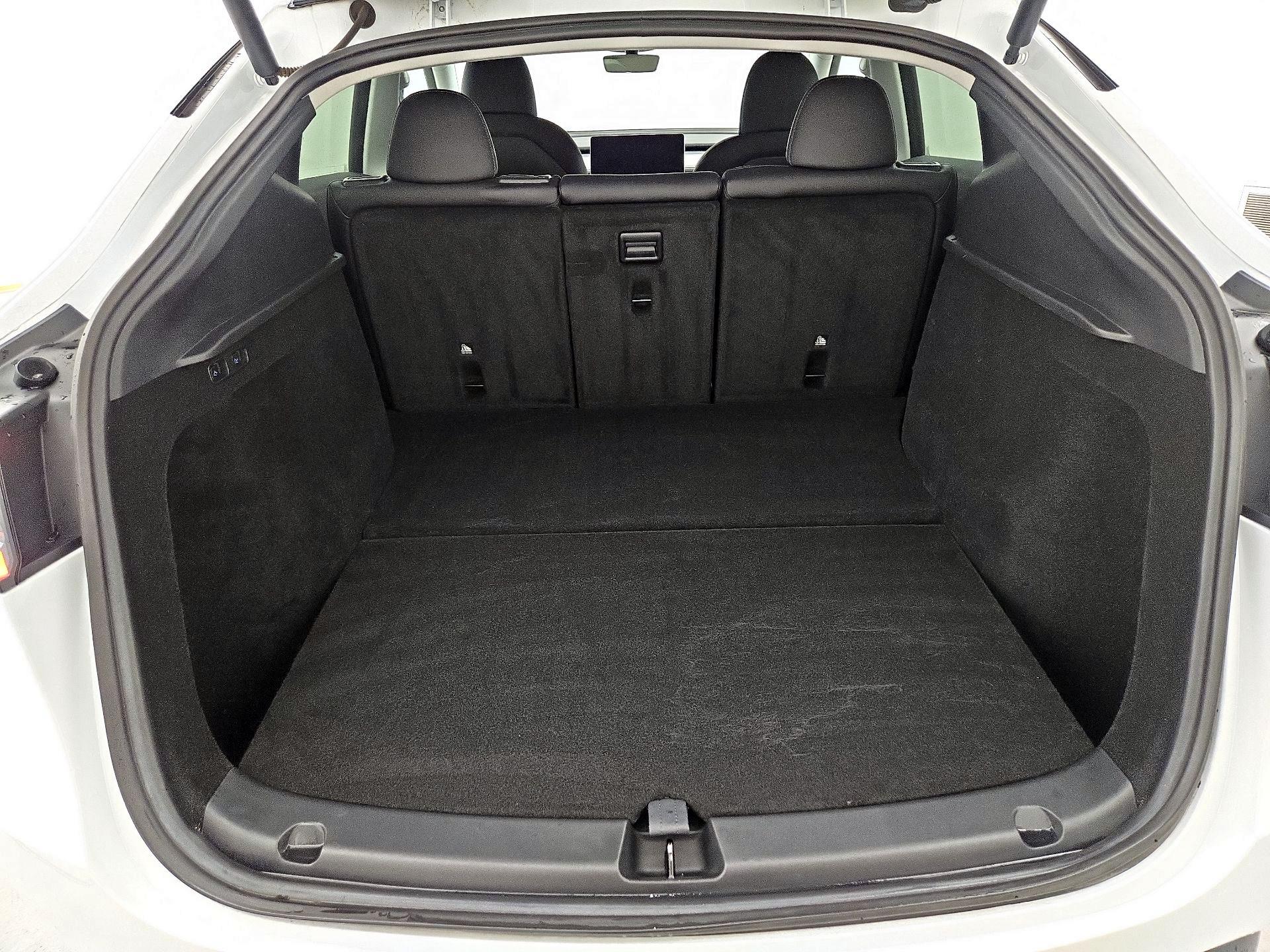 Thumbnail: 2024 Tesla Model Y - 19