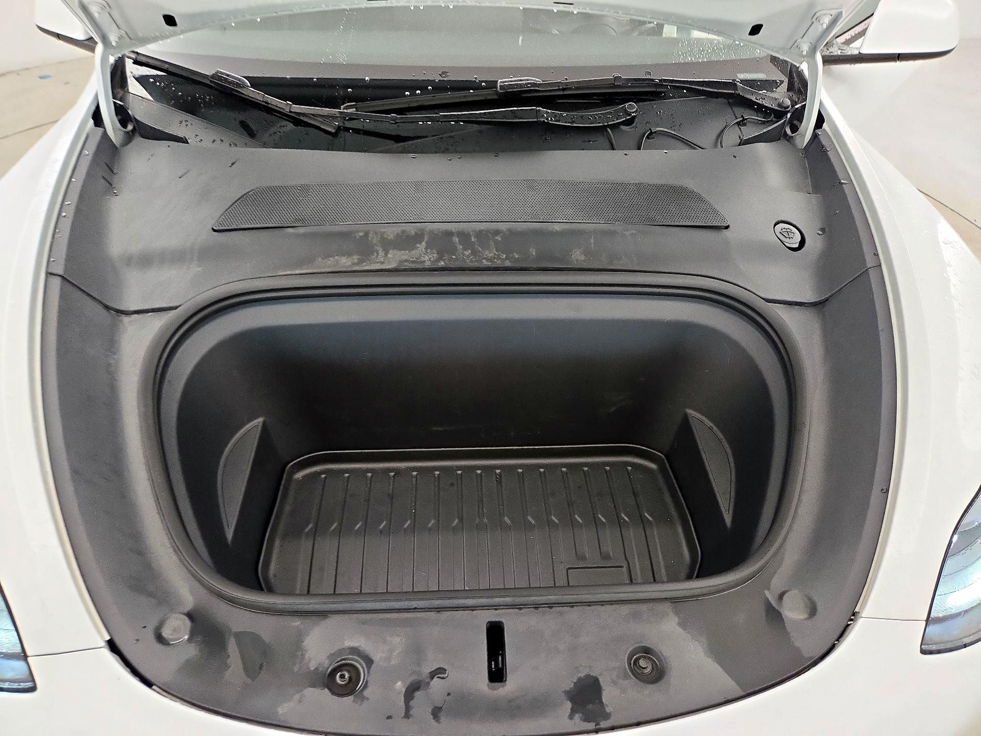 Thumbnail: 2024 Tesla Model Y - 20