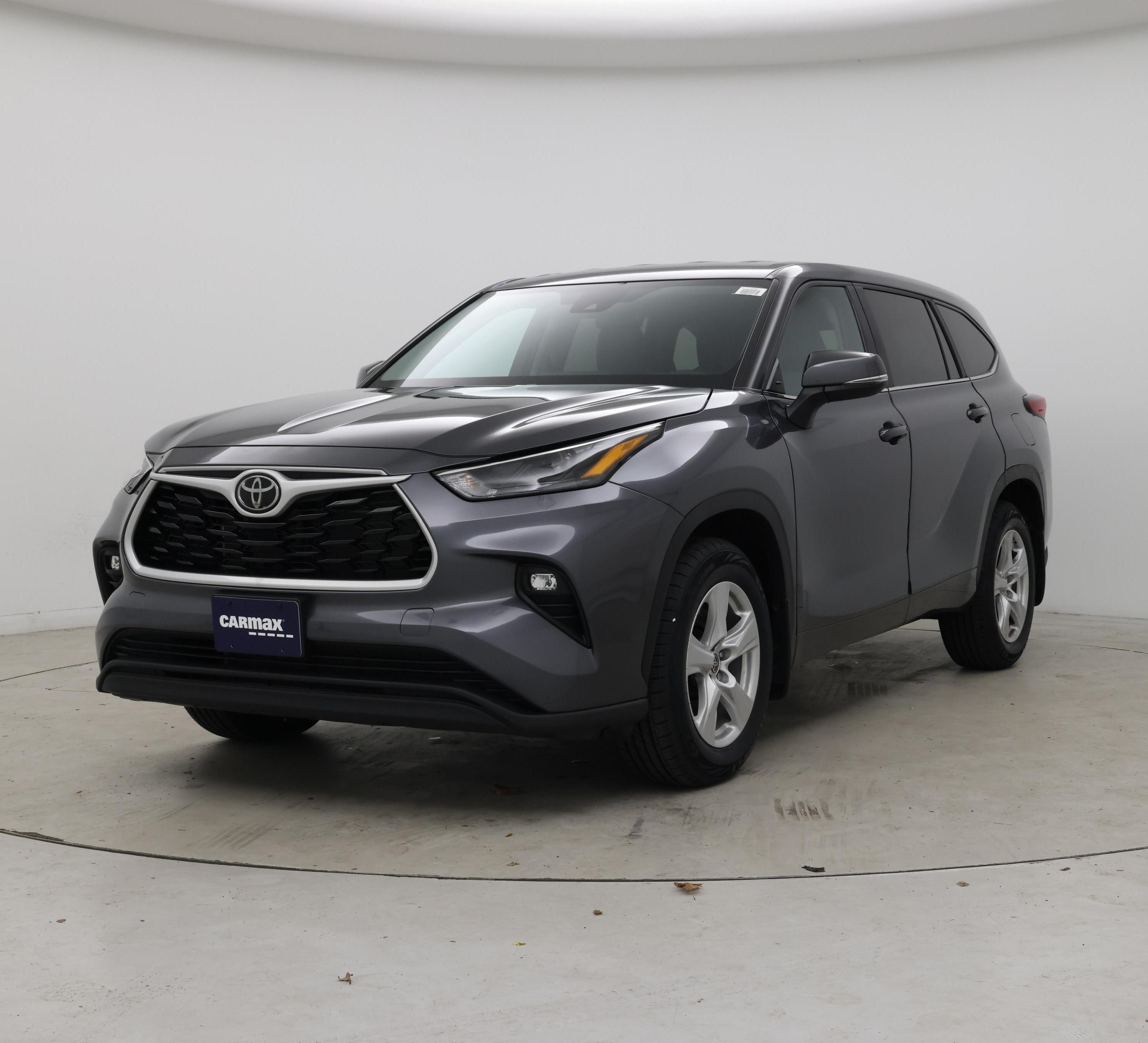 Thumbnail: 2023 Toyota Highlander - 4