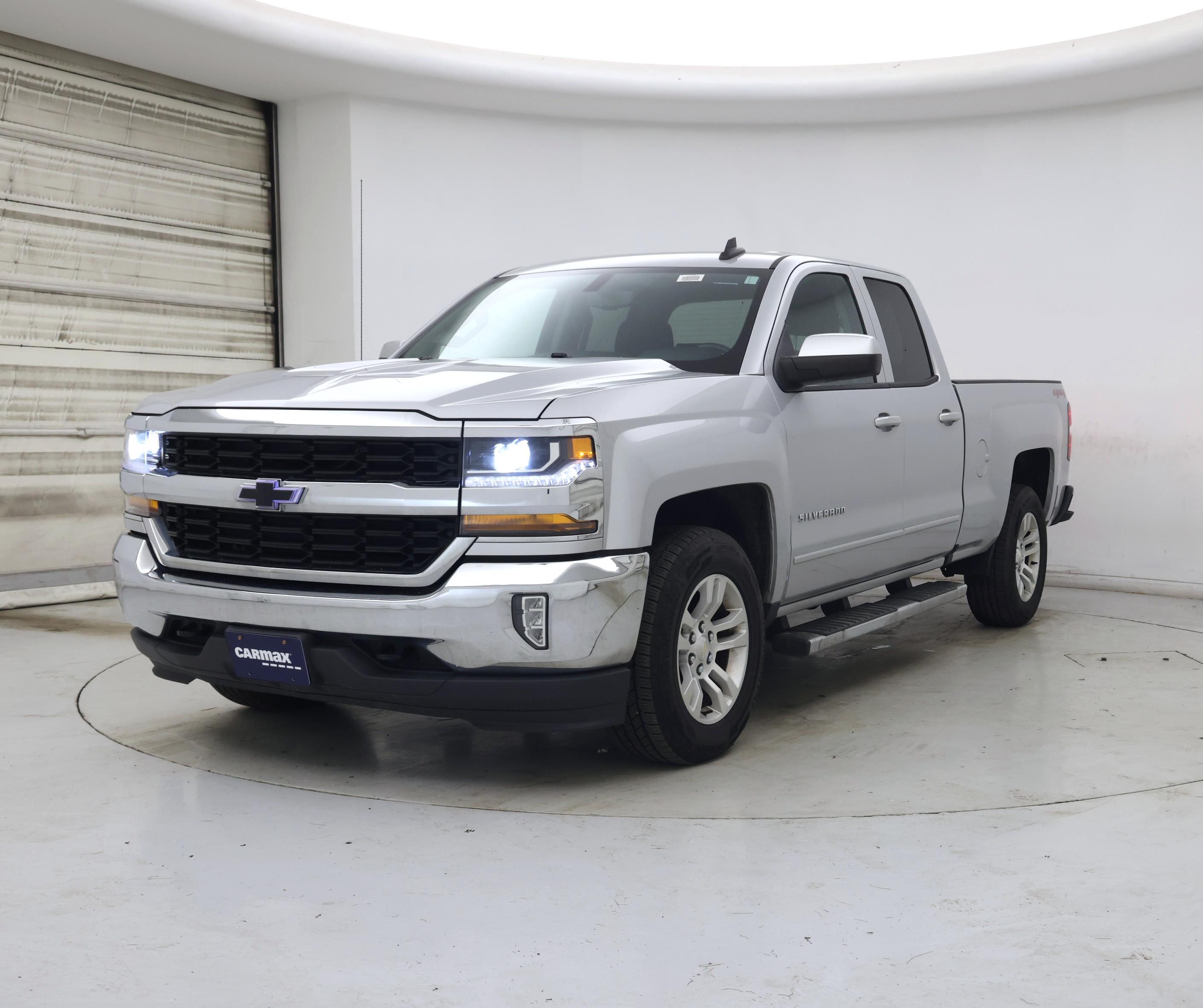 Thumbnail: 2017 Chevrolet Silverado 1500 - 4