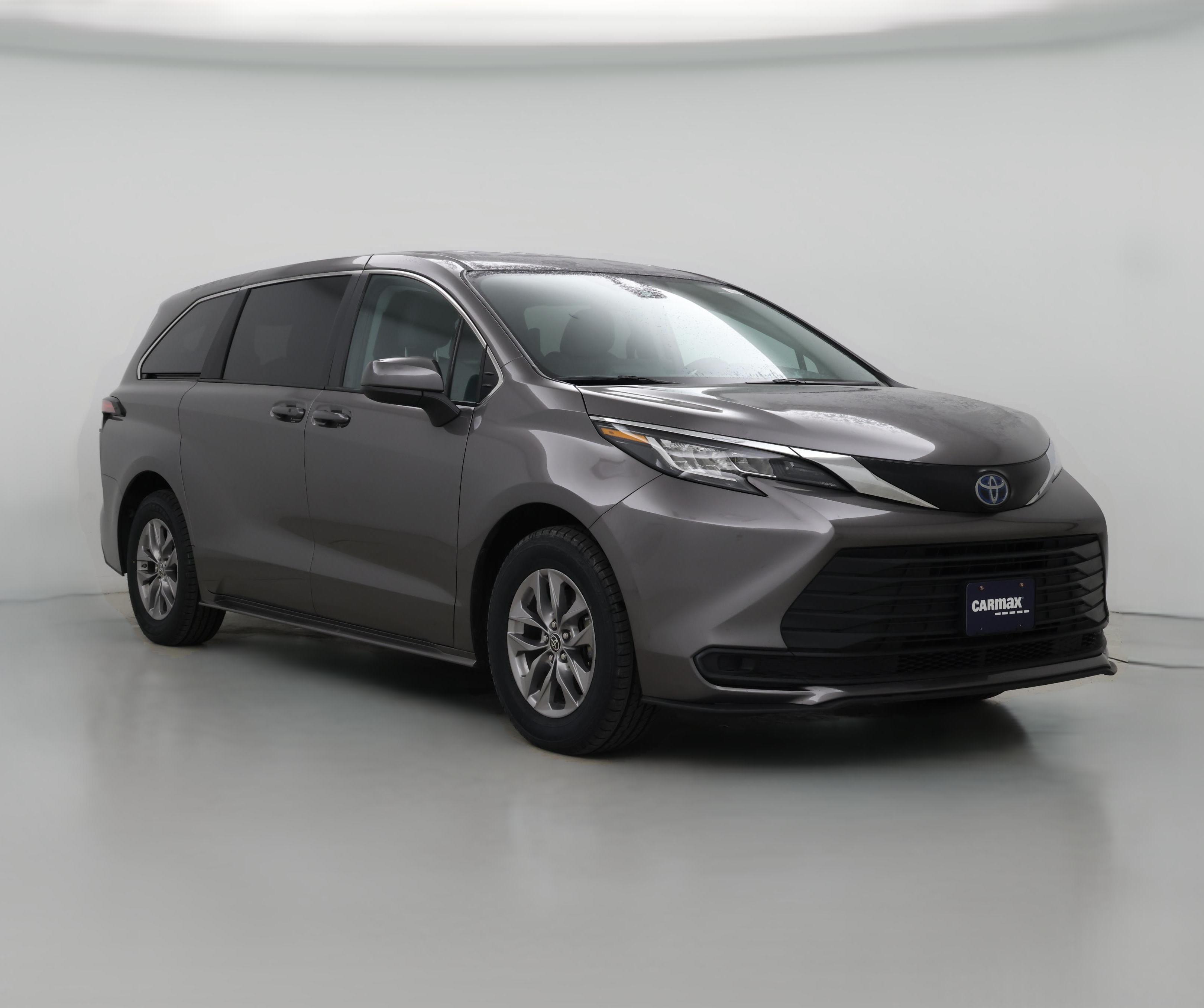 Thumbnail: 2022 Toyota Sienna - 1