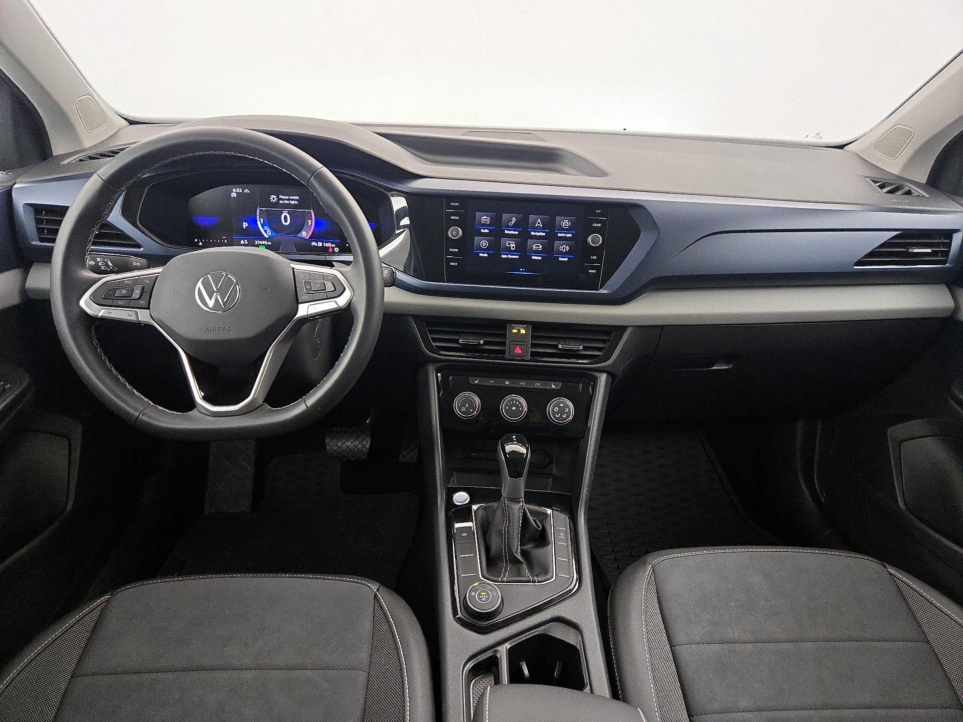 Thumbnail: 2023 Volkswagen Taos - 9