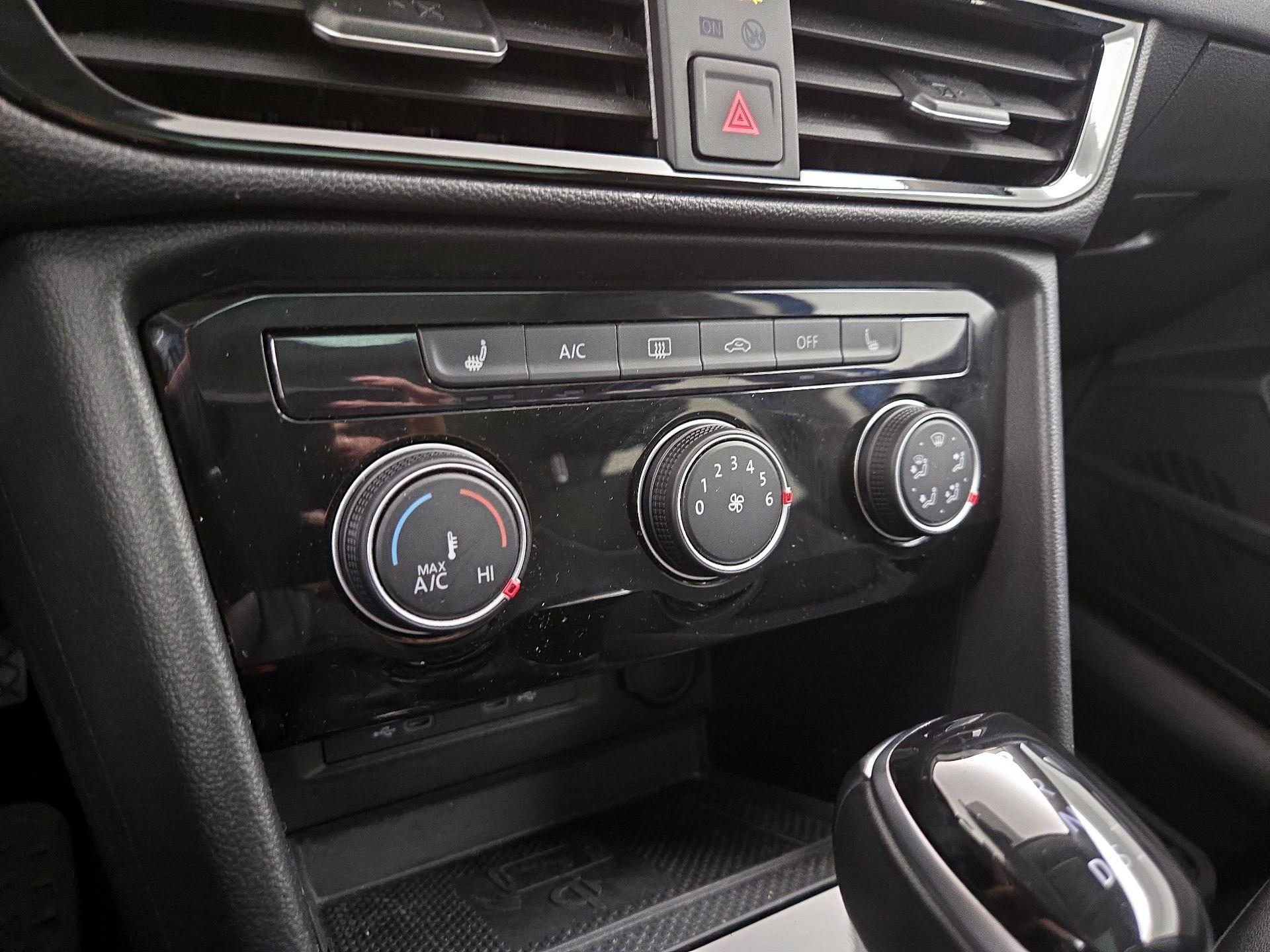 Thumbnail: 2023 Volkswagen Taos - 16