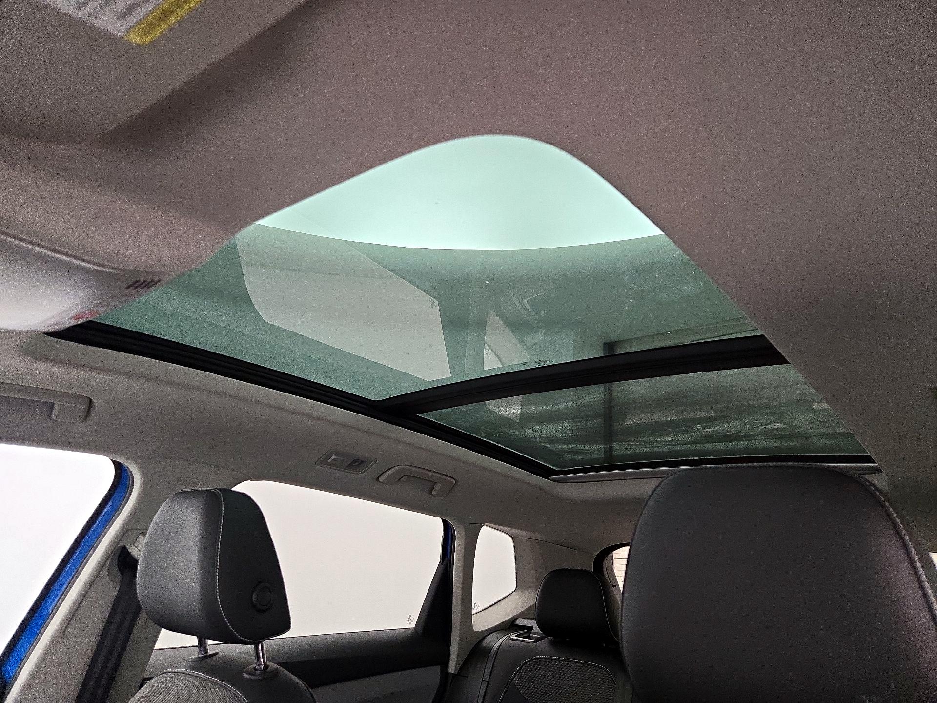 Thumbnail: 2023 Volkswagen Taos - 19