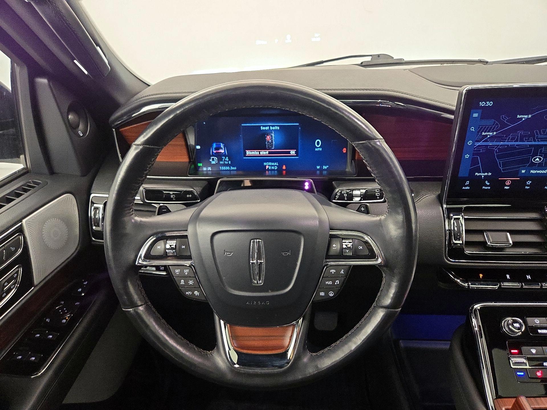 Thumbnail: 2023 Lincoln Navigator - 10