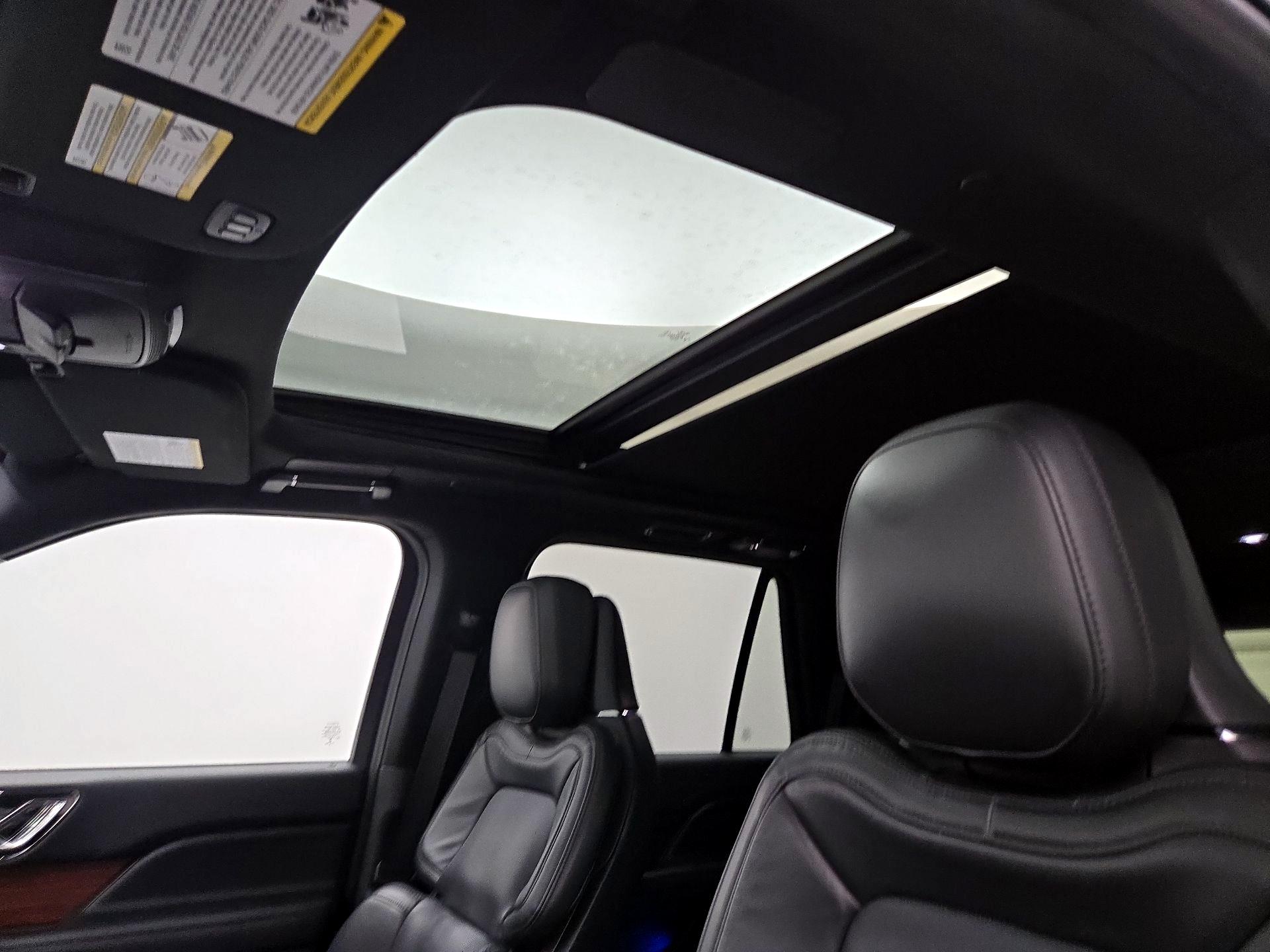 Thumbnail: 2023 Lincoln Navigator - 20