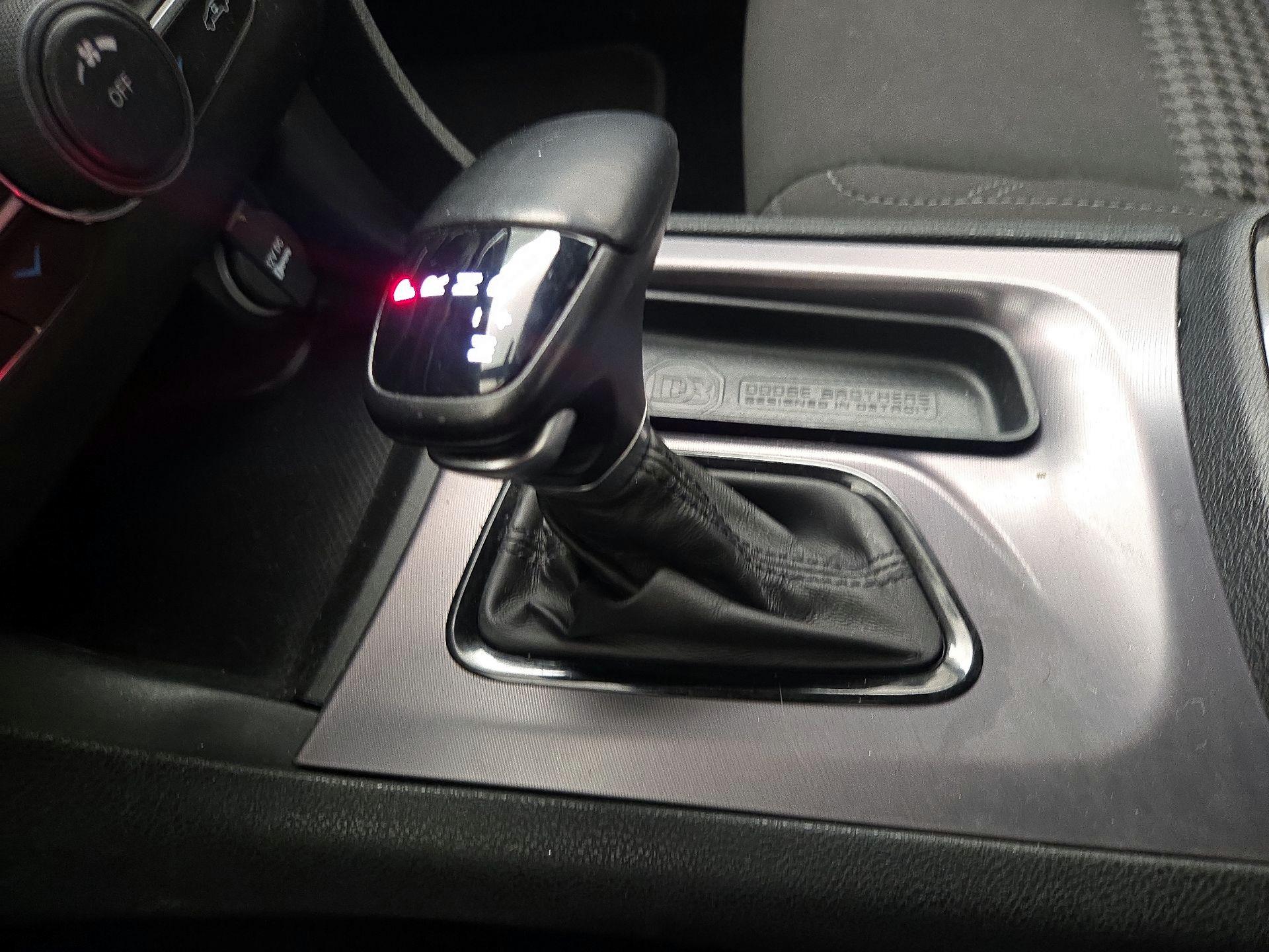 Thumbnail: 2020 Dodge Charger - 17