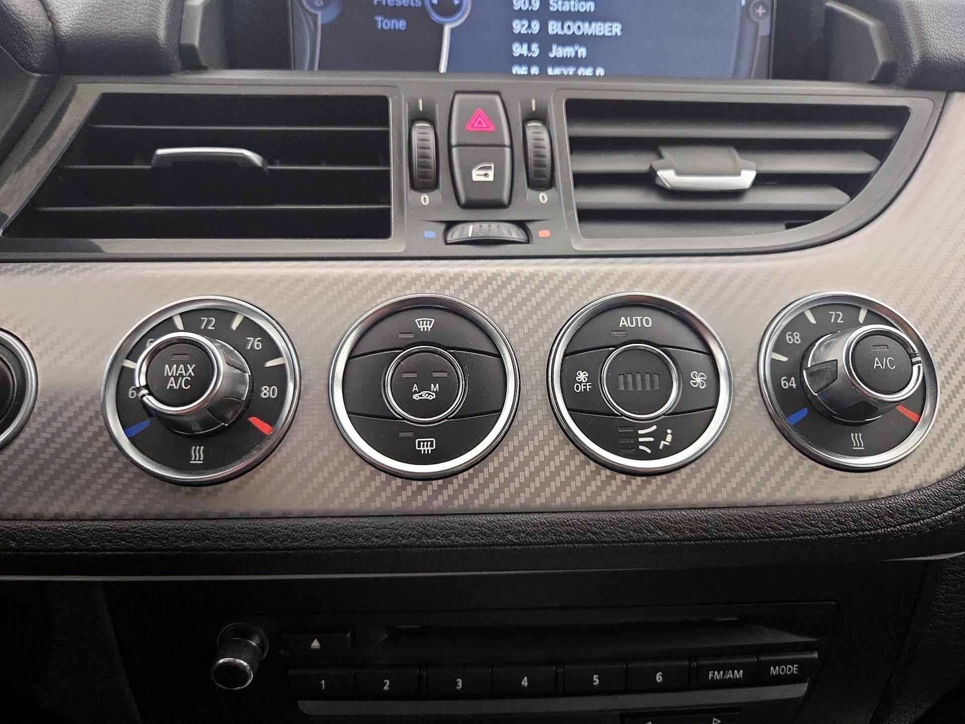 Thumbnail: 2015 BMW Z4 - 16