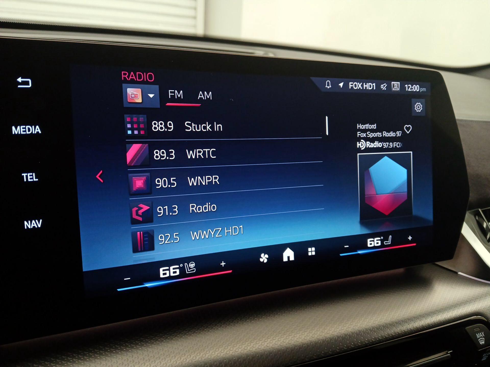 Thumbnail: 2025 BMW X2 - 15