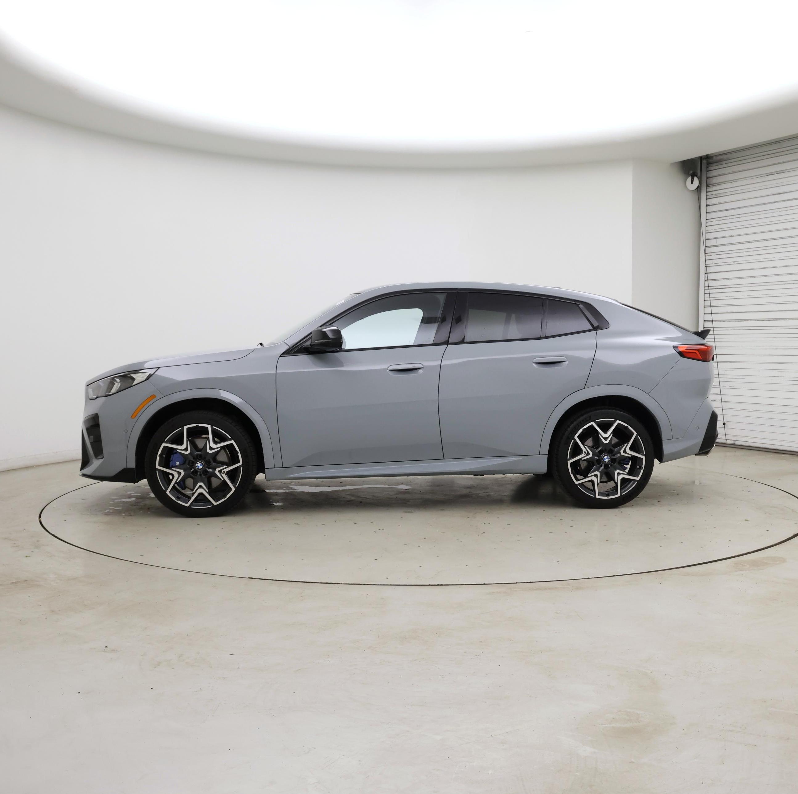 Thumbnail: 2025 BMW X2 - 3