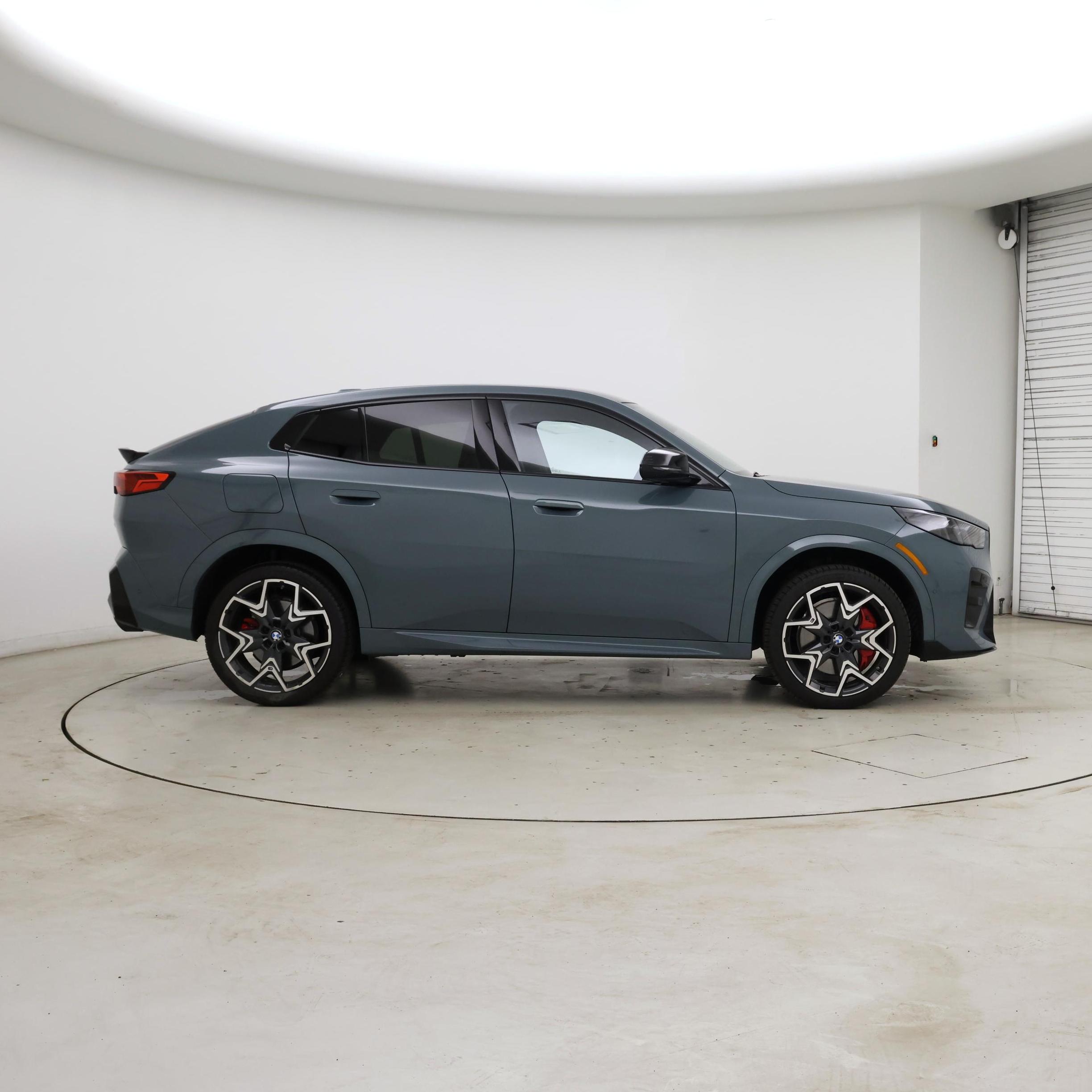 Thumbnail: 2025 BMW X2 - 7